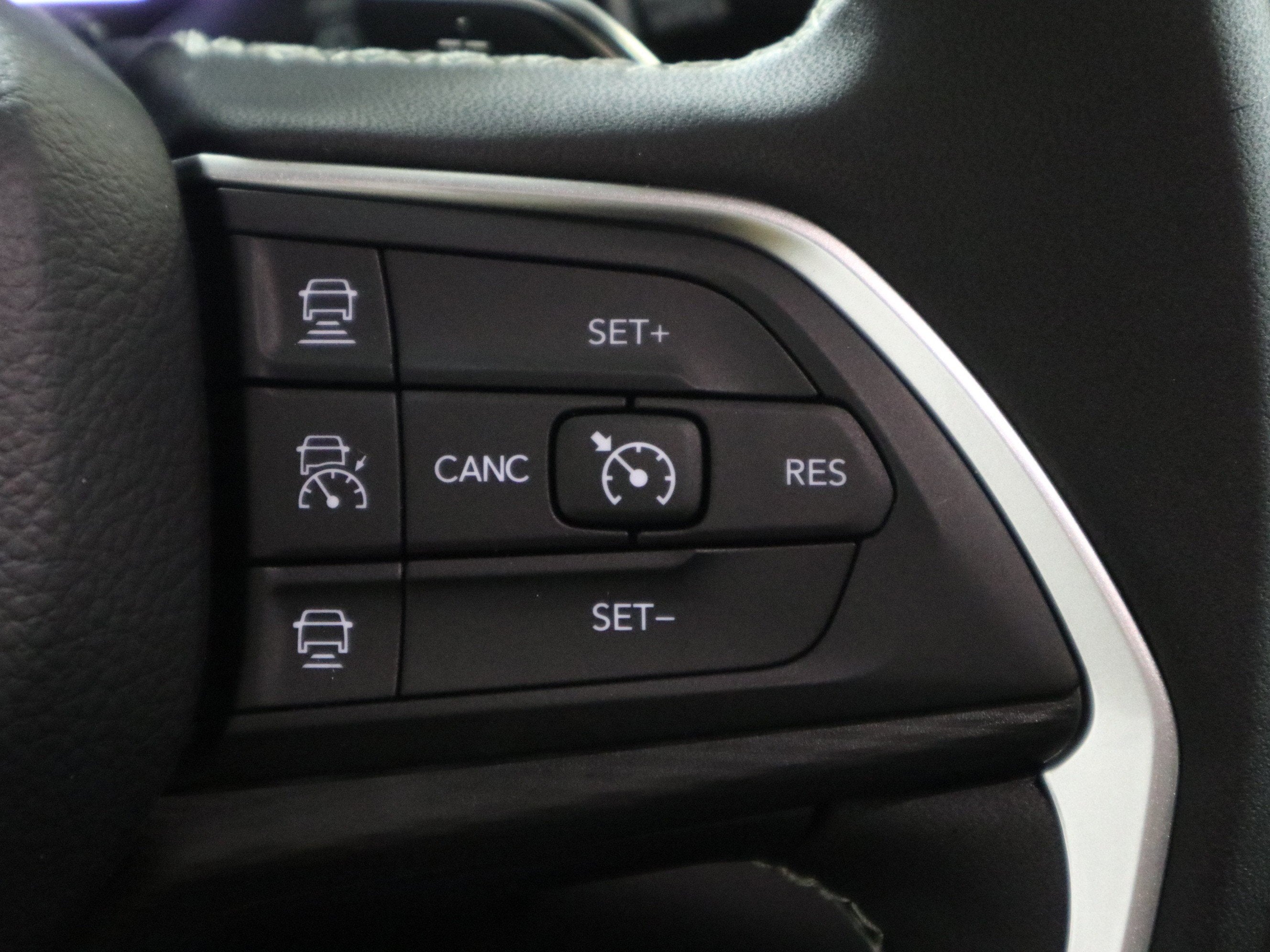 2025 Jeep Grand Cherokee L Laredo X 4x4