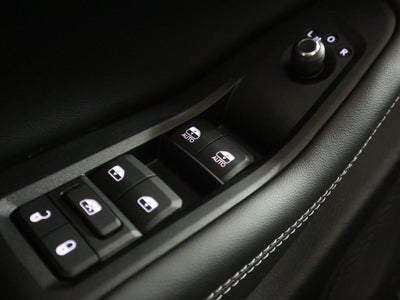 2025 Jeep Grand Cherokee L Laredo X 4x4