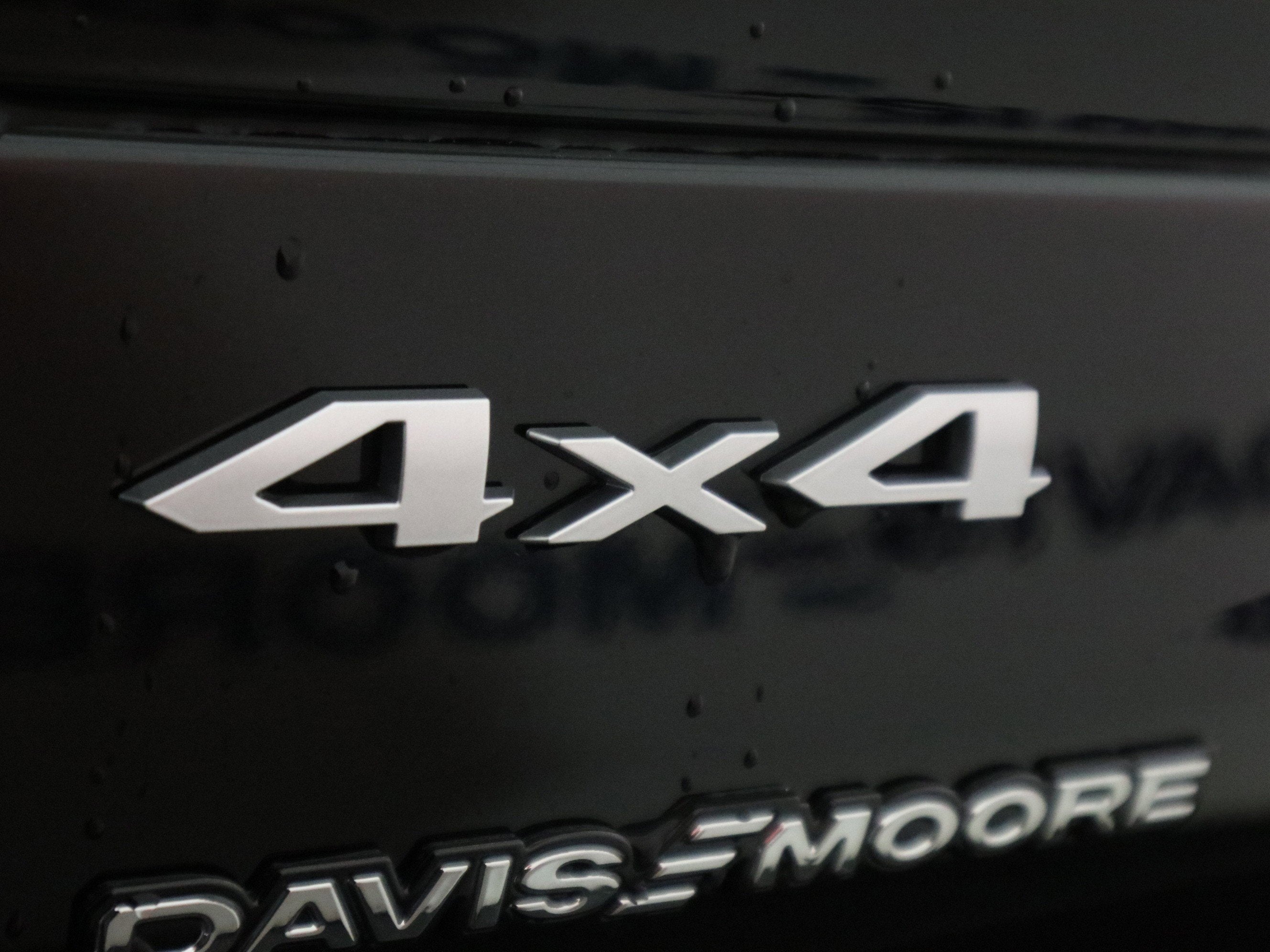 2025 Jeep Grand Cherokee L Laredo X 4x4