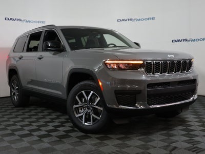 2027 Jeep Grand Cherokee L Laredo X 4x4