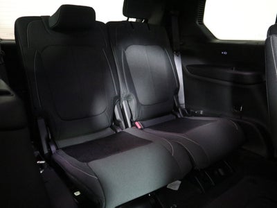2027 Jeep Grand Cherokee L Laredo X 4x4