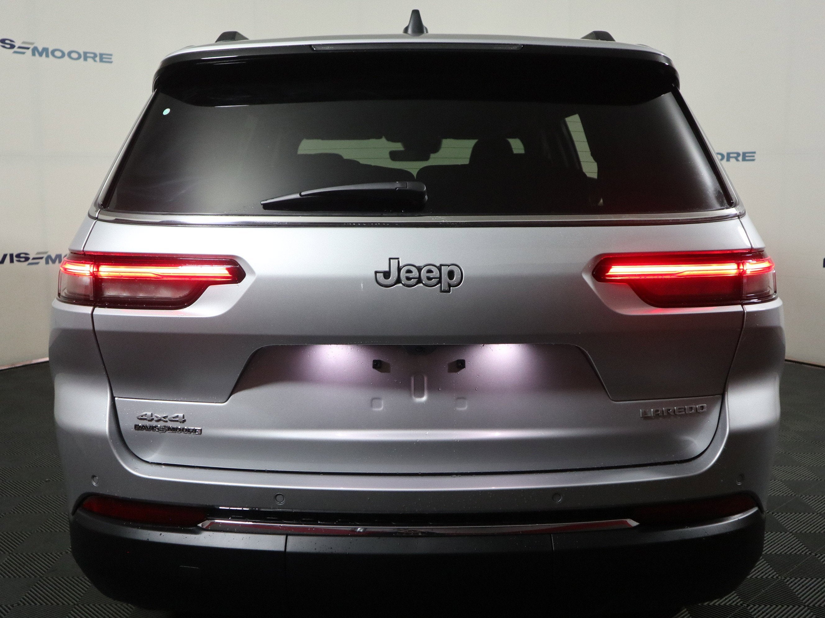 2025 Jeep Grand Cherokee L Laredo 4x4