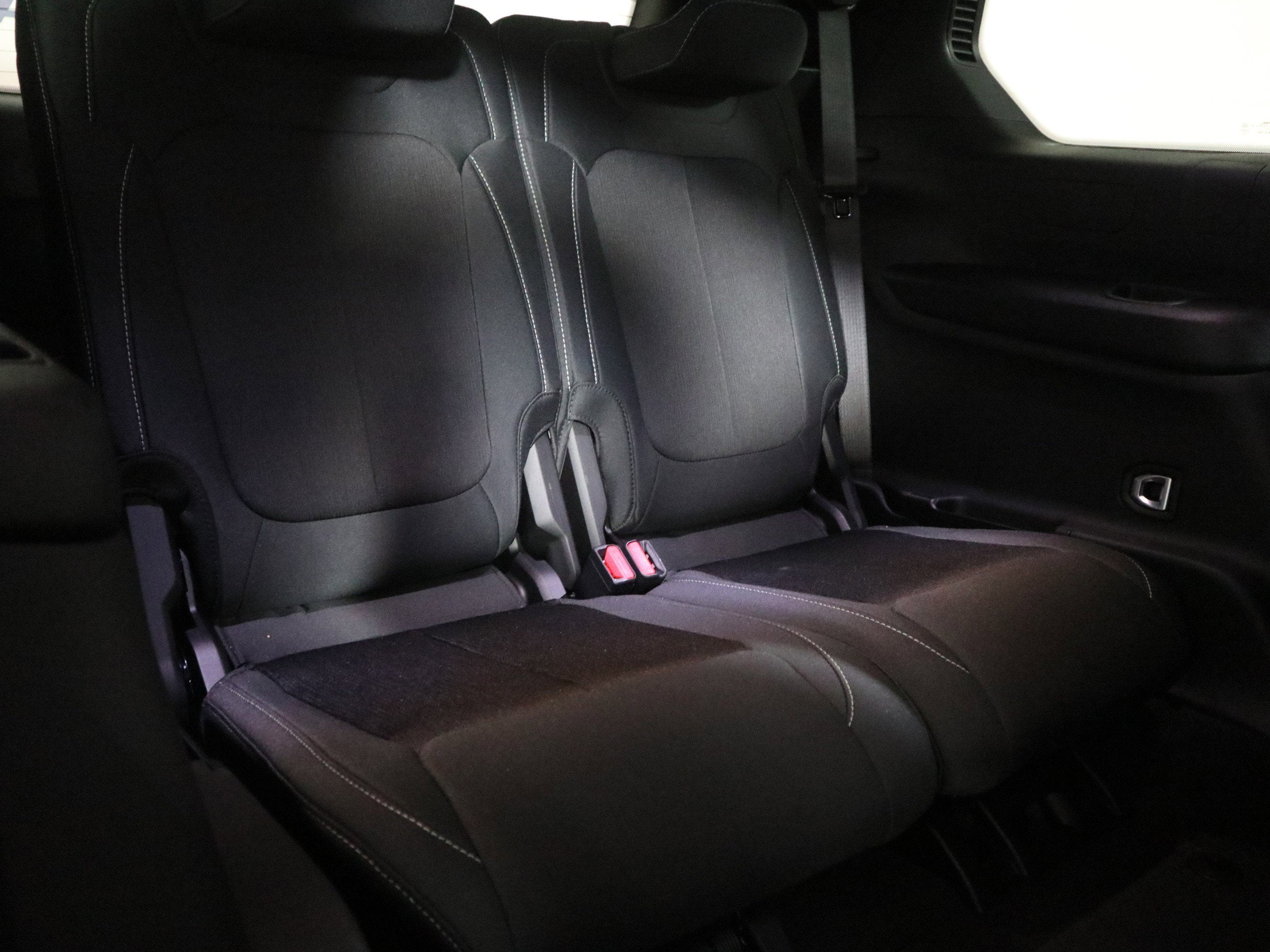 2025 Jeep Grand Cherokee L Laredo X 4x4