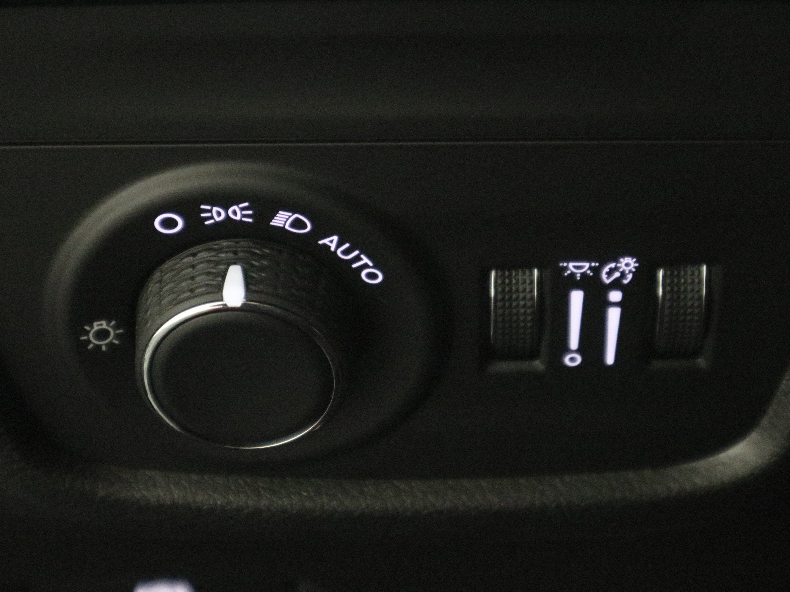 2025 Jeep Grand Cherokee L Laredo X 4x4