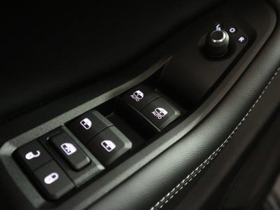 2025 Jeep Grand Cherokee L Laredo X 4x4