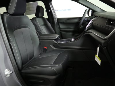 2027 Jeep Grand Cherokee L Laredo X 4x4