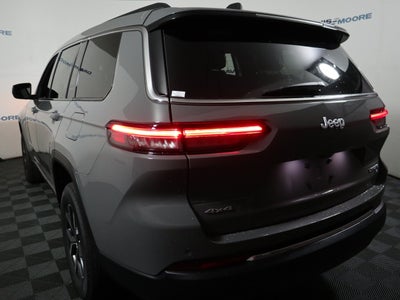 2027 Jeep Grand Cherokee L Laredo X 4x4