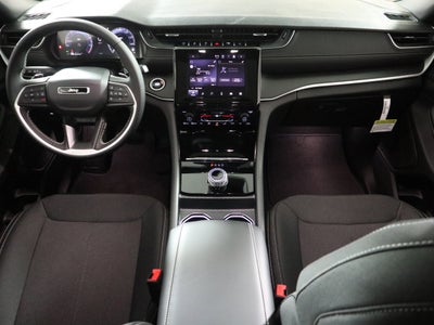 2025 Jeep Grand Cherokee L Laredo X 4x4