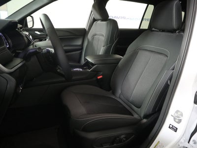 2025 Jeep Grand Cherokee L Laredo X 4x4