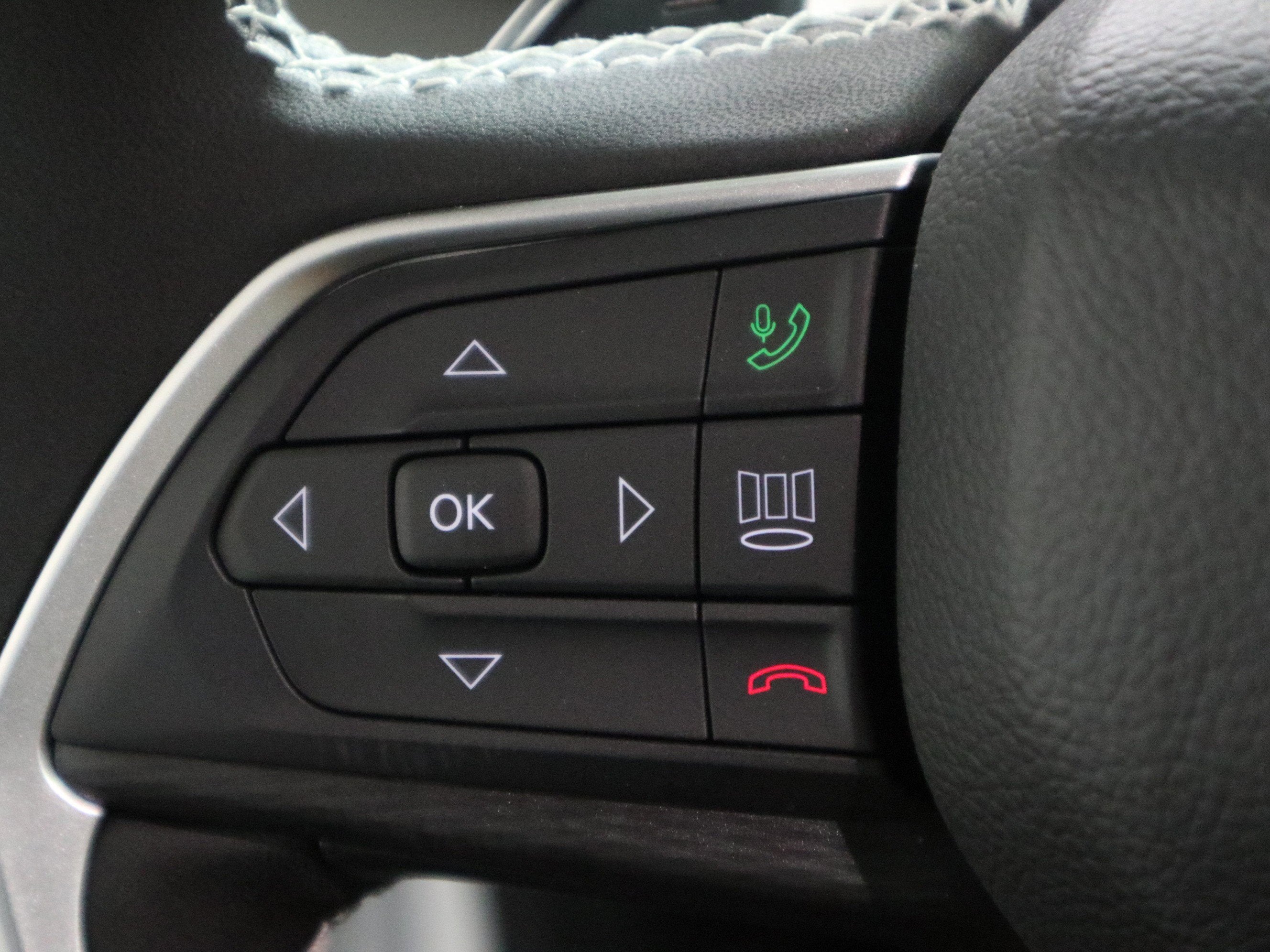 2025 Jeep Grand Cherokee L Laredo X 4x4