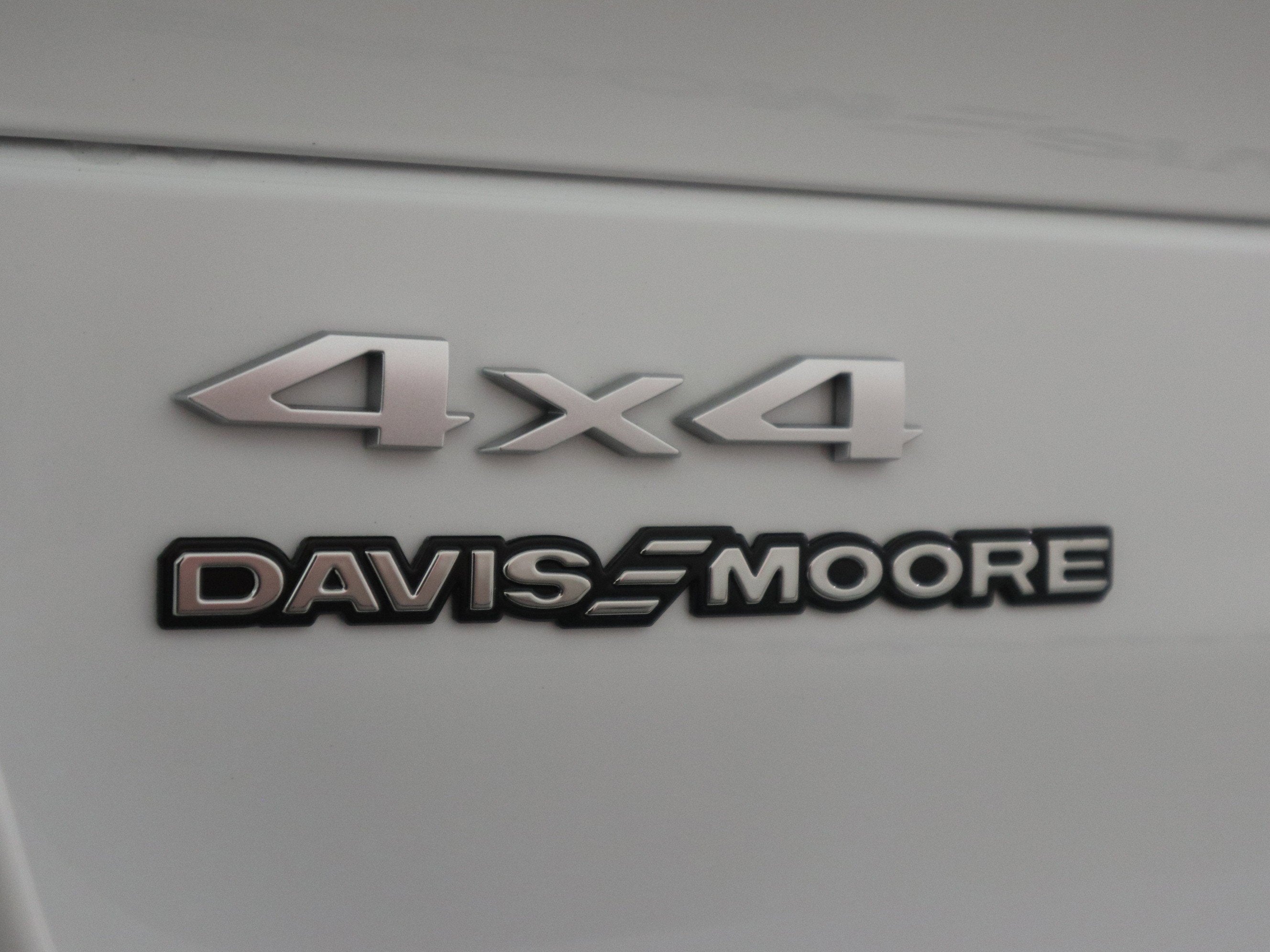 2025 Jeep Grand Cherokee L Laredo X 4x4