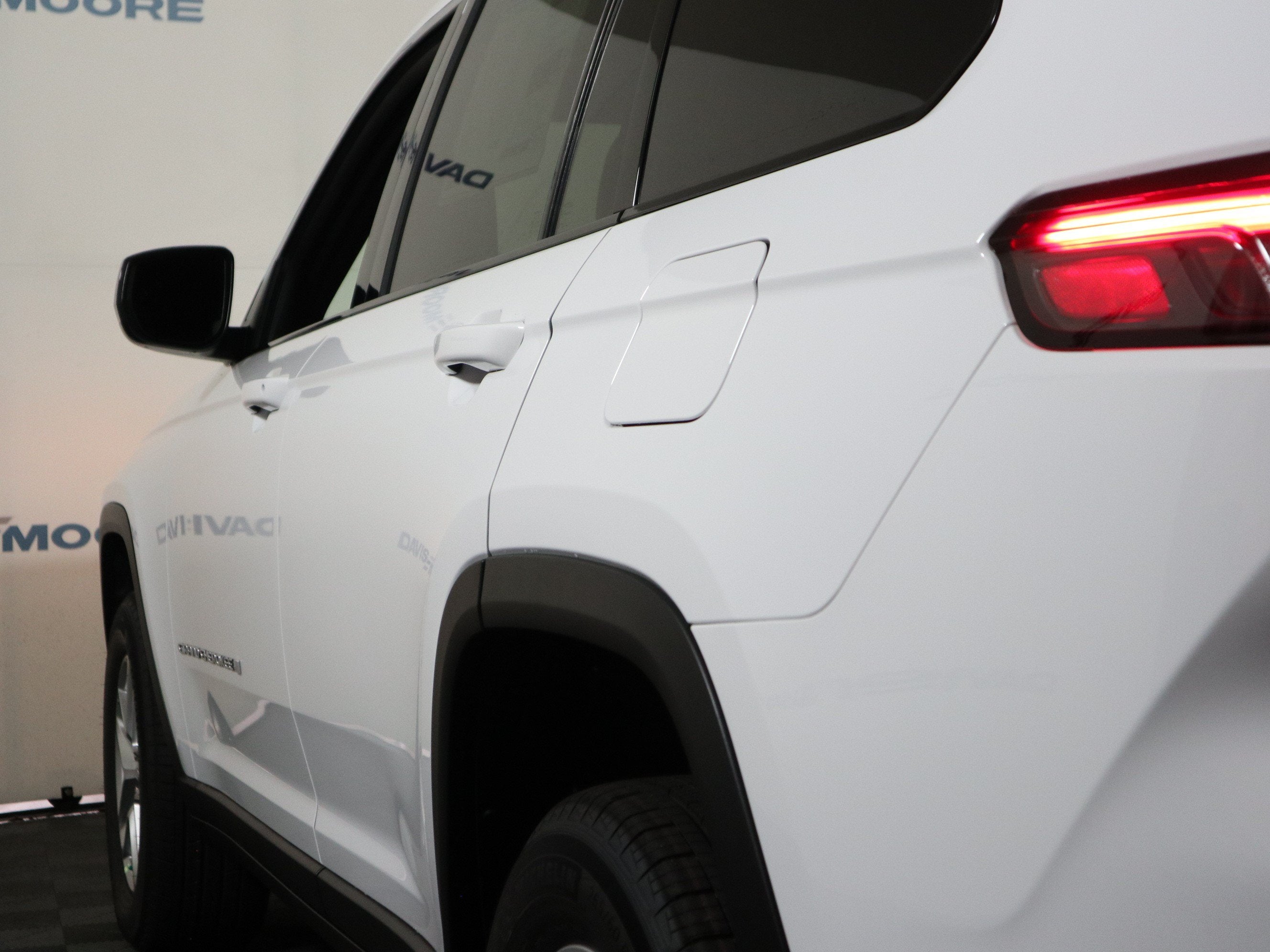 2026 Jeep Grand Cherokee L Laredo X 4x4