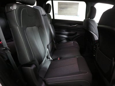 2026 Jeep Grand Cherokee L Laredo X 4x4
