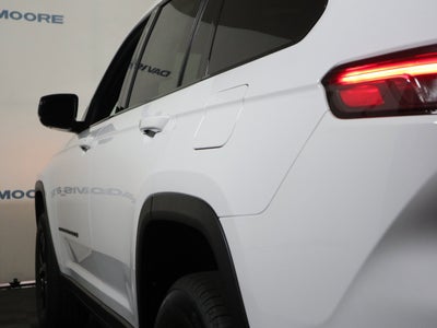 2026 Jeep Grand Cherokee L Laredo Altitude 4x4
