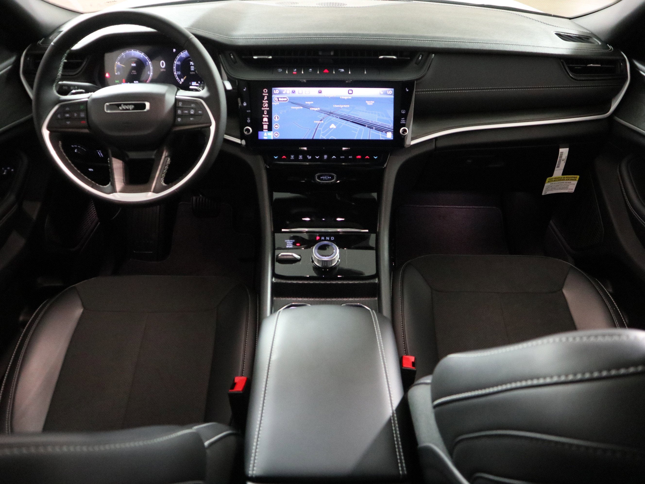 2026 Jeep Grand Cherokee L Laredo Altitude 4x4