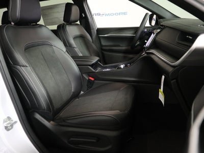 2026 Jeep Grand Cherokee L Laredo Altitude 4x4