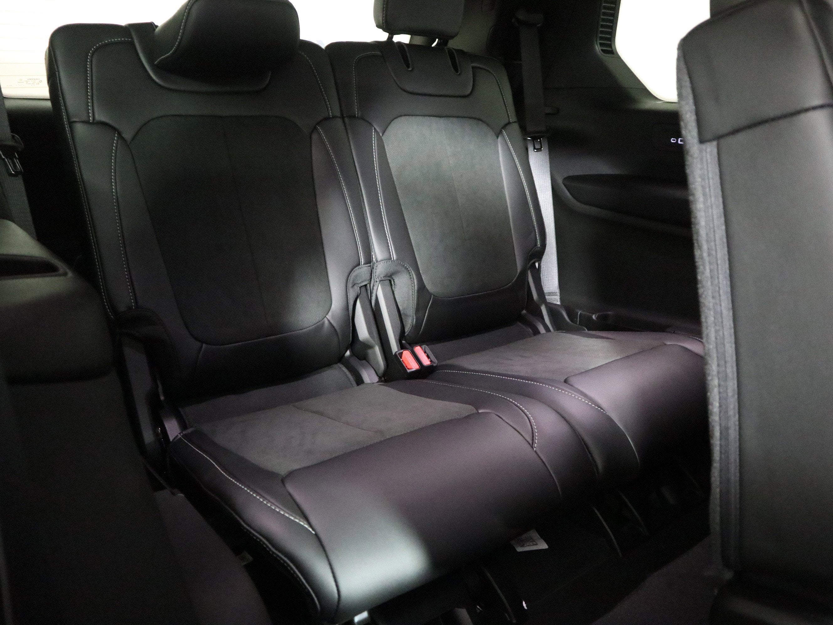 2026 Jeep Grand Cherokee L Laredo Altitude 4x4