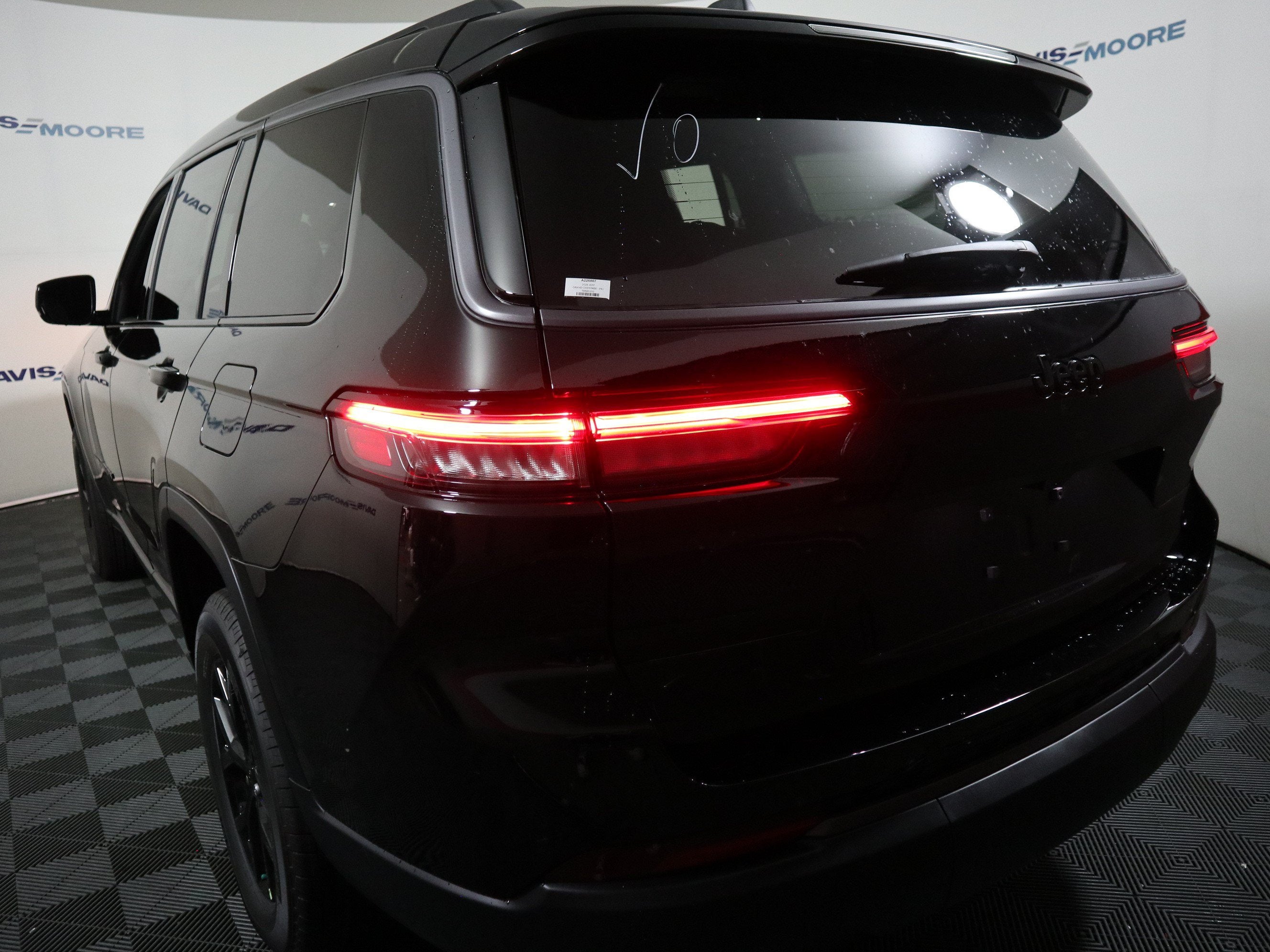 2026 Jeep Grand Cherokee L Laredo Altitude 4x4