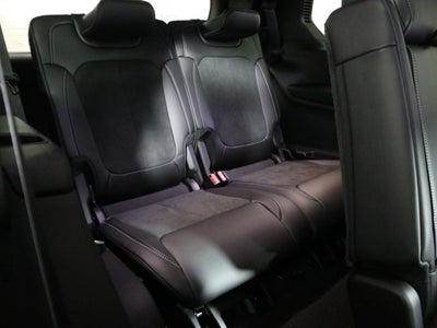 2026 Jeep Grand Cherokee L Laredo Altitude 4x4