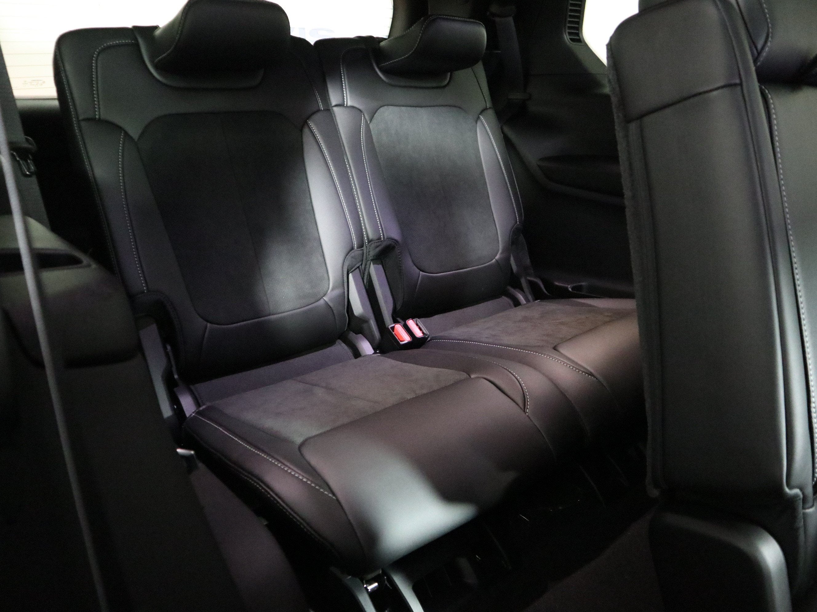 2026 Jeep Grand Cherokee L Laredo Altitude 4x4