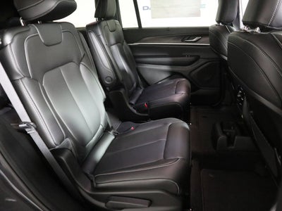 2025 Jeep Grand Cherokee L Limited 4x4