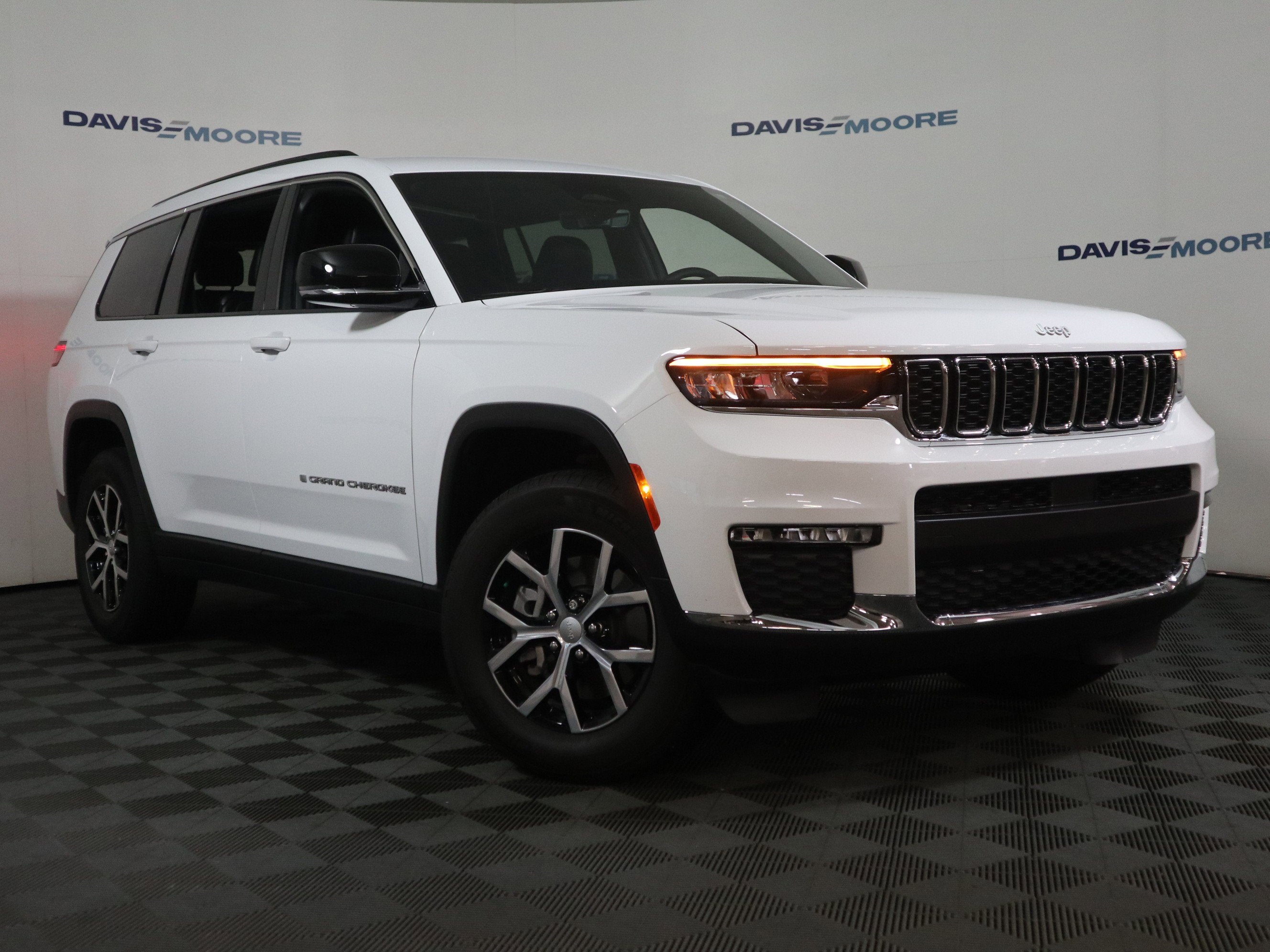 2025 Jeep Grand Cherokee L Limited 4x4