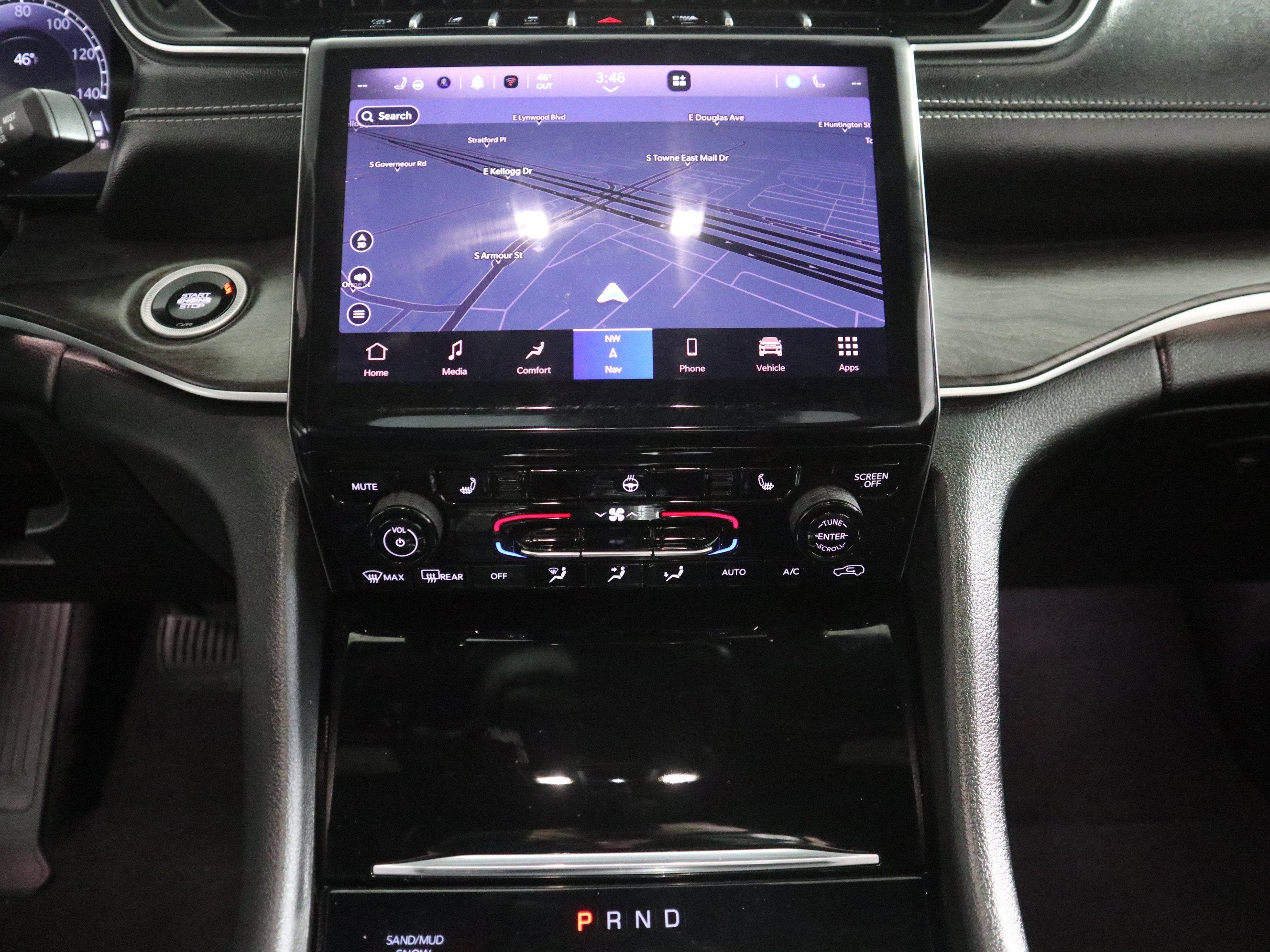 2025 Jeep Grand Cherokee L Limited 4x4