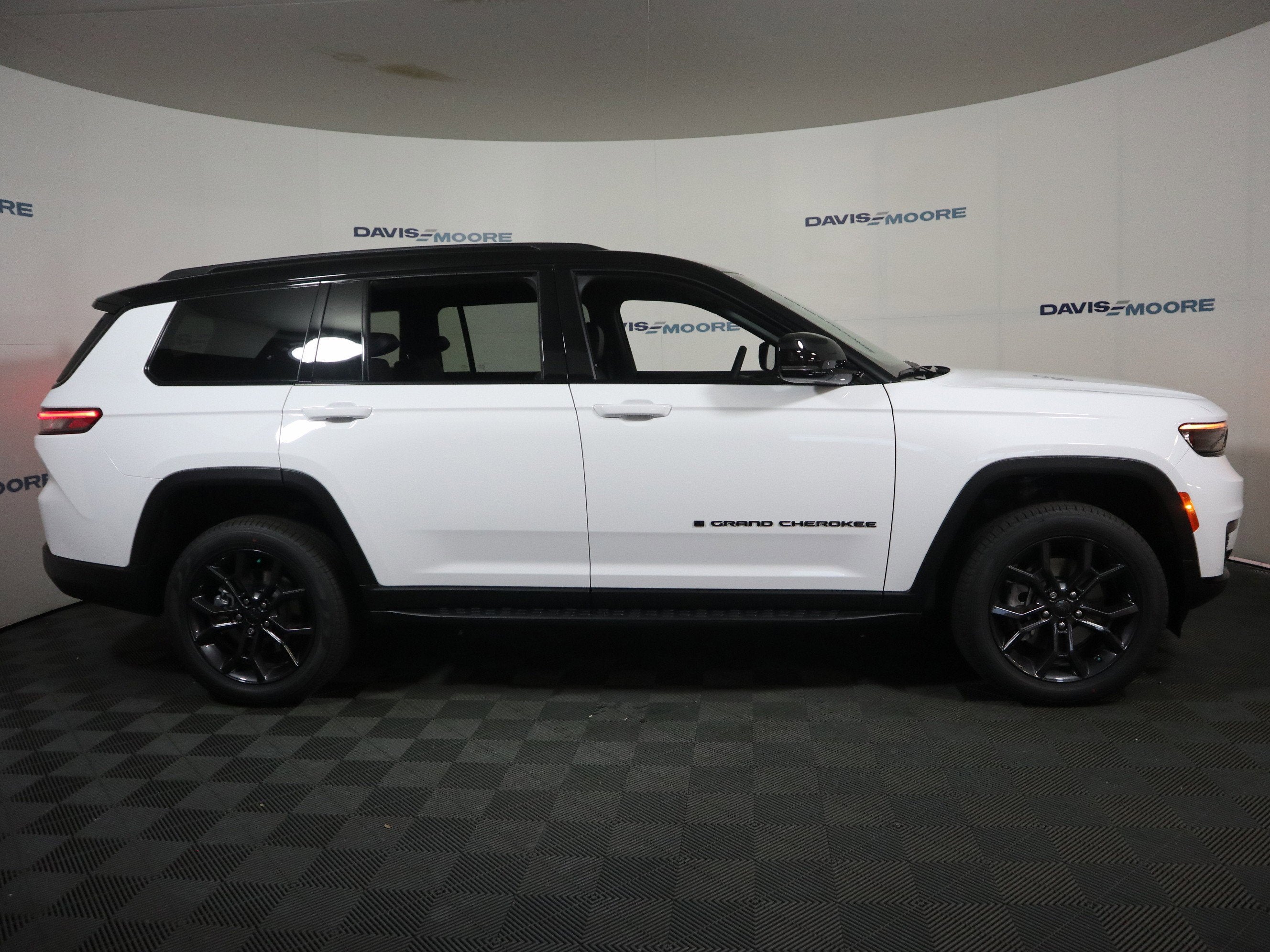 2025 Jeep Grand Cherokee L Limited 4x4