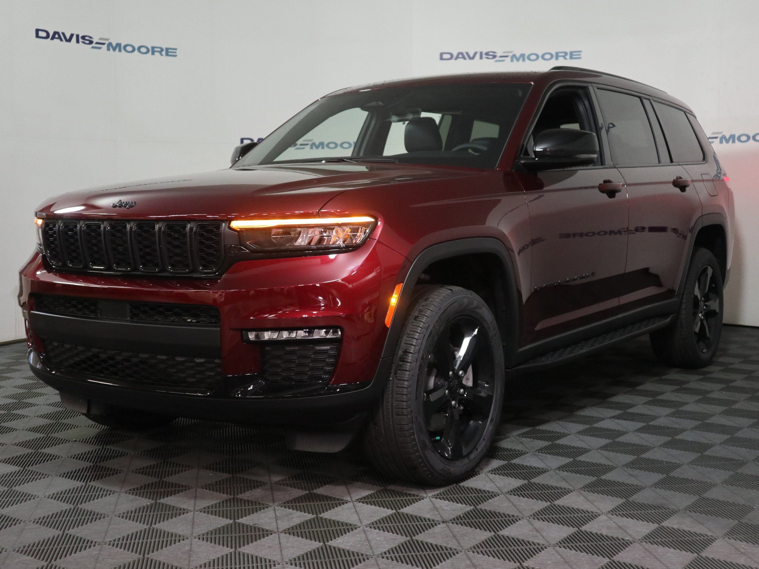 2025 Jeep Grand Cherokee L Limited 4x4