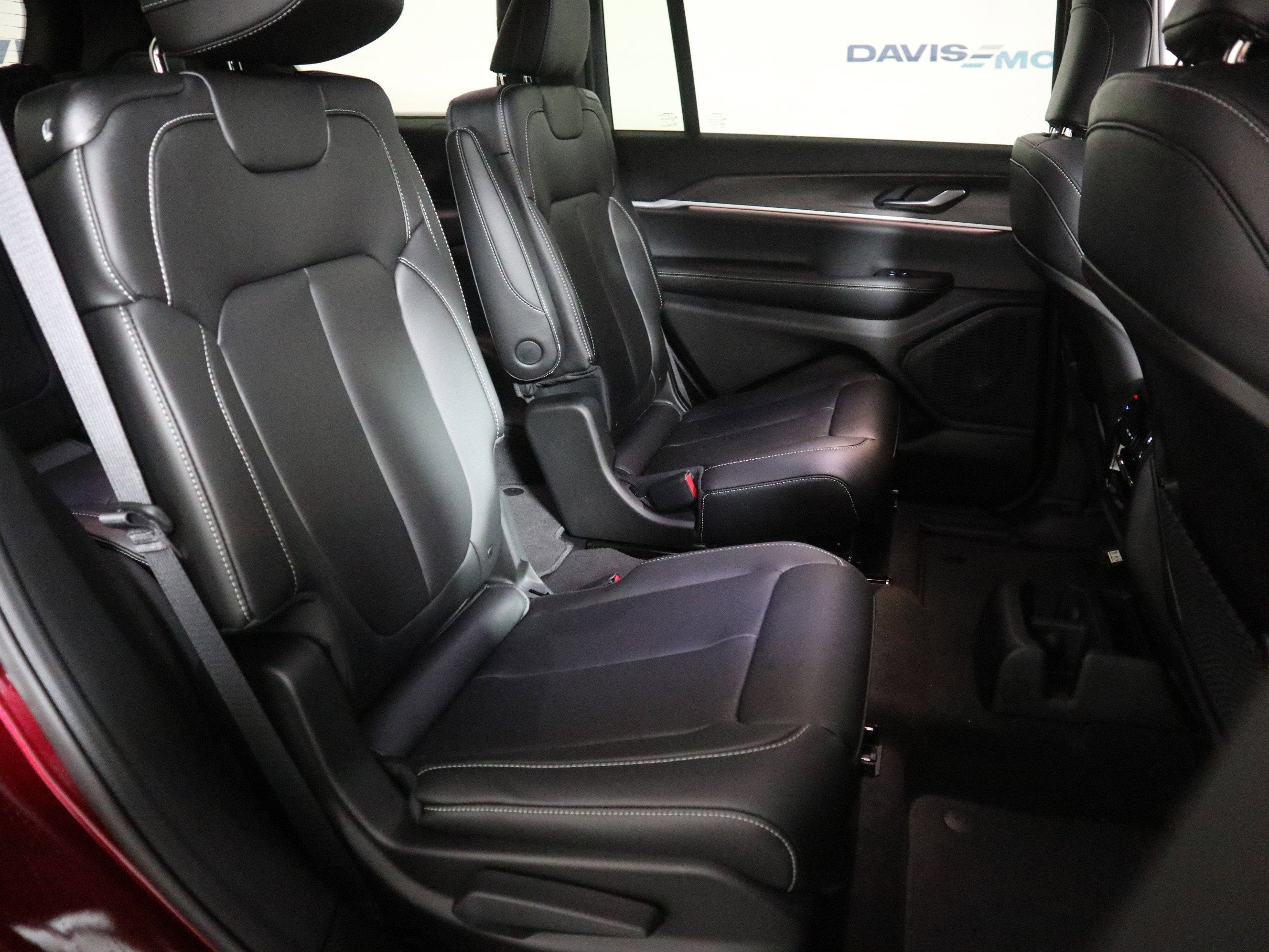 2025 Jeep Grand Cherokee L Limited 4x4