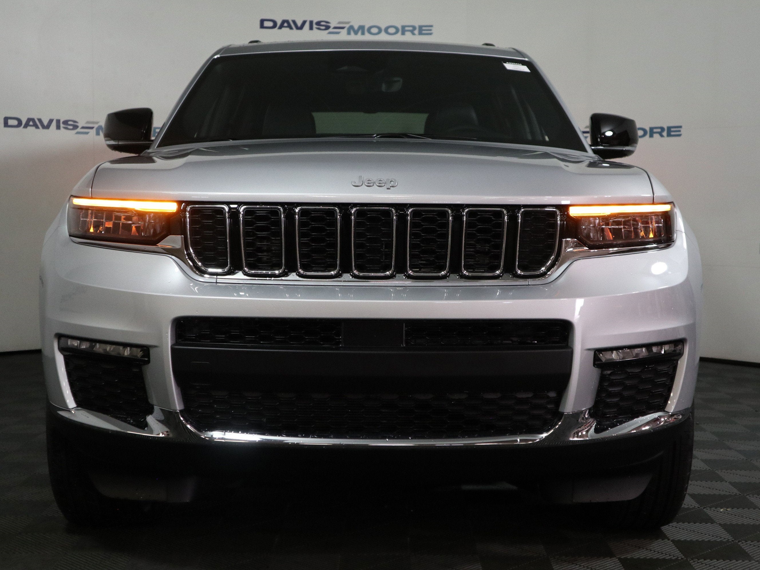 2025 Jeep Grand Cherokee L Limited 4x4