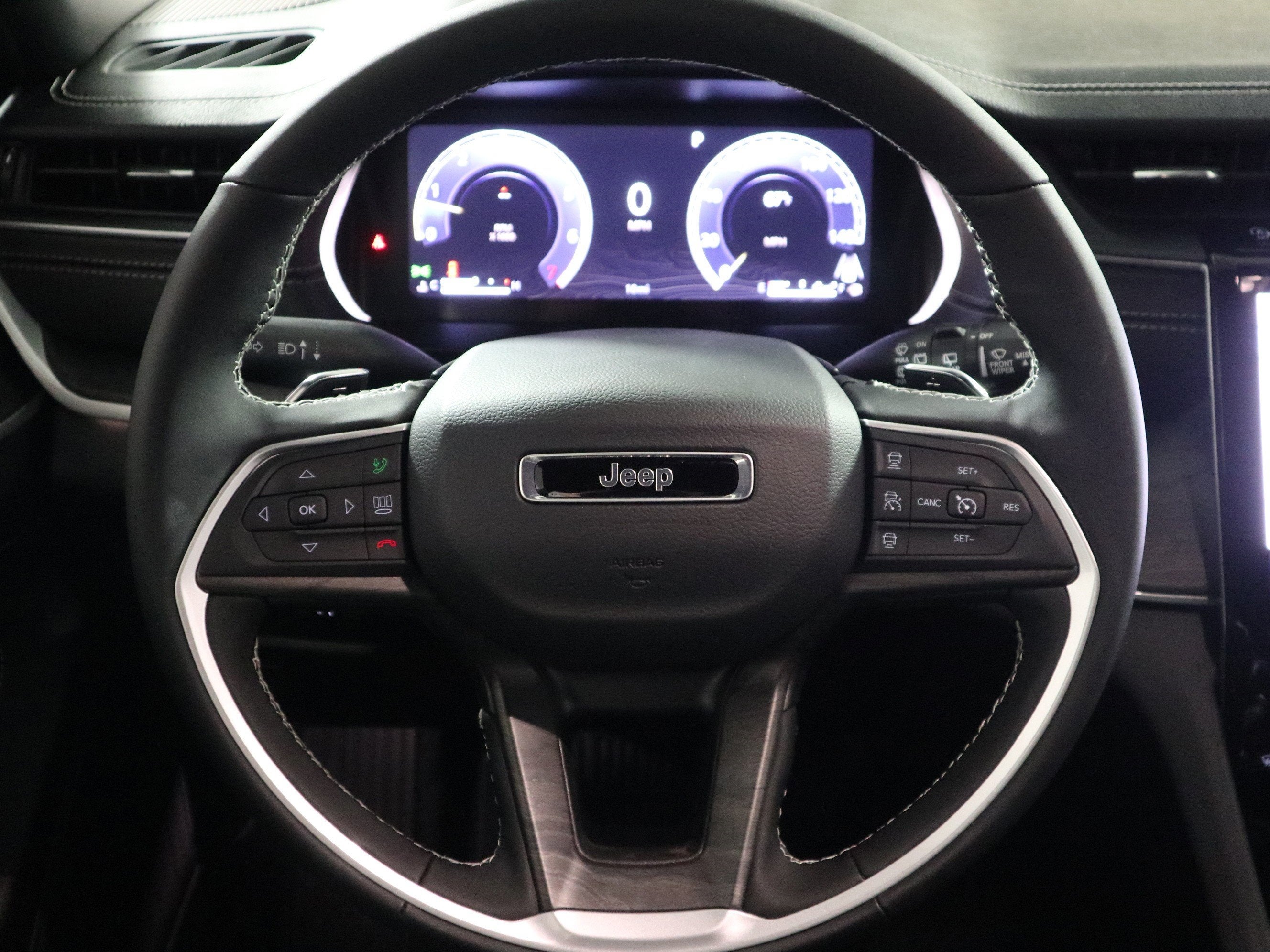 2025 Jeep Grand Cherokee L Limited 4x4