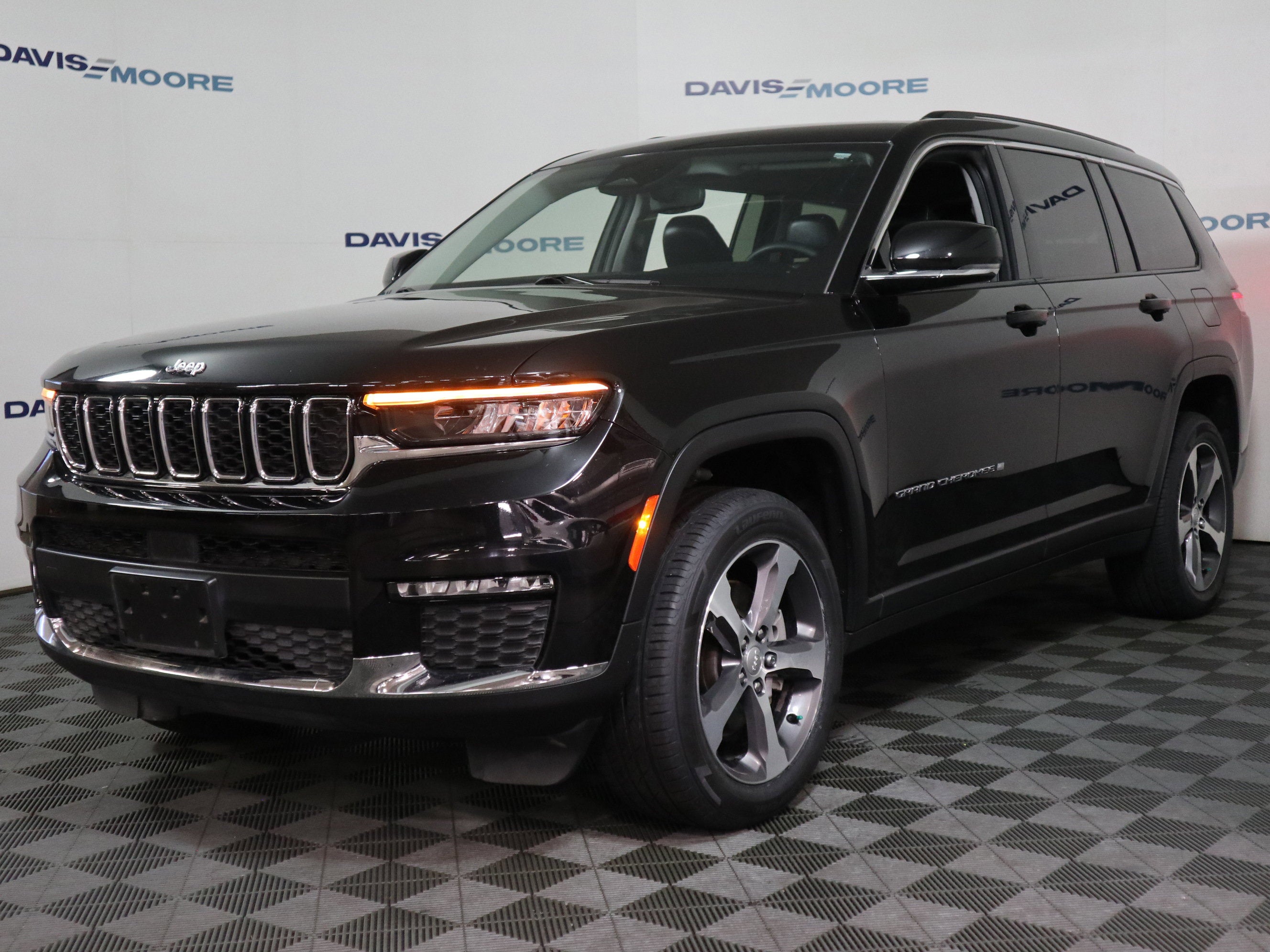 2023 Jeep Grand Cherokee L Limited 4x4