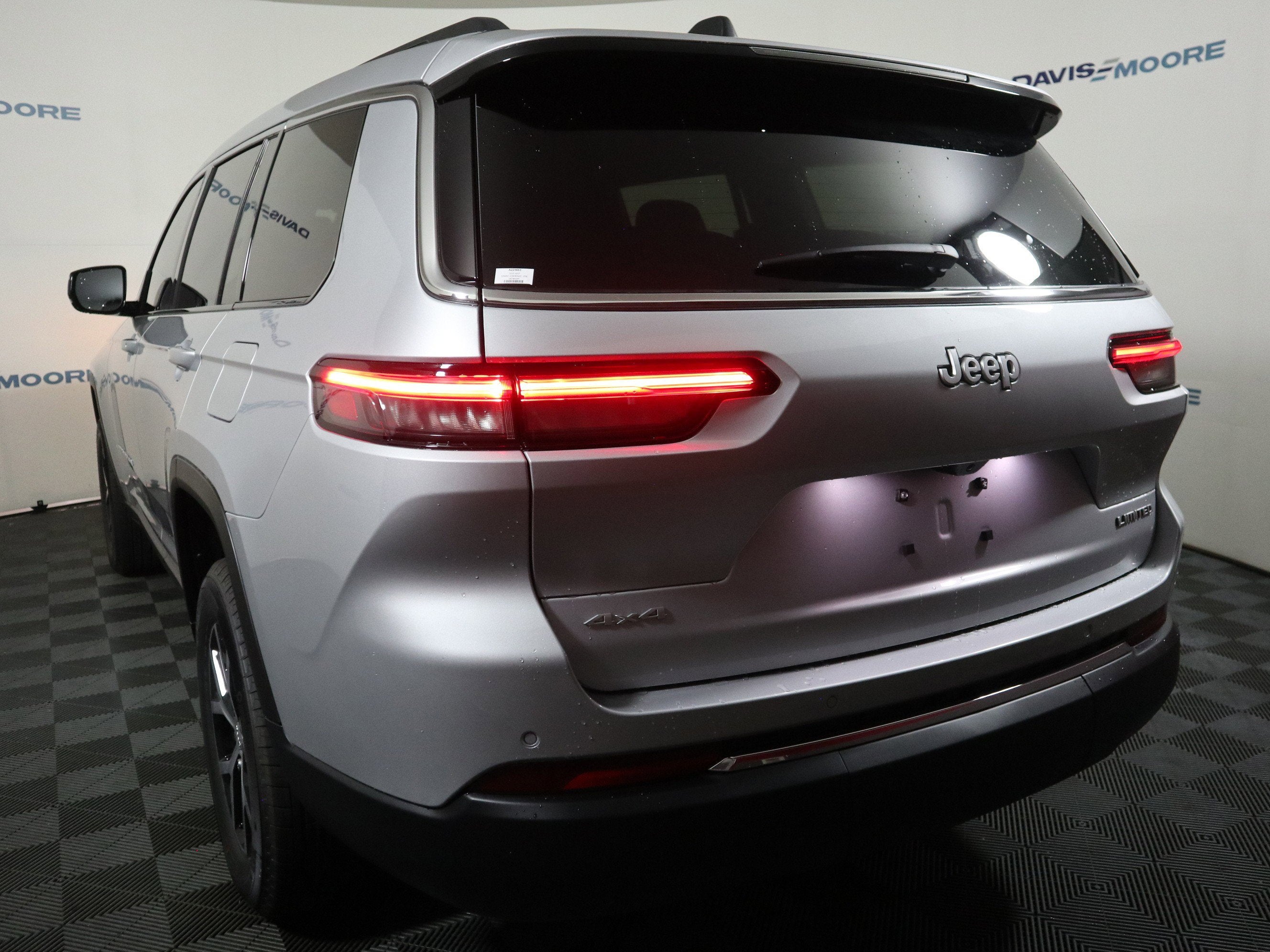 2025 Jeep Grand Cherokee L Limited 4x4