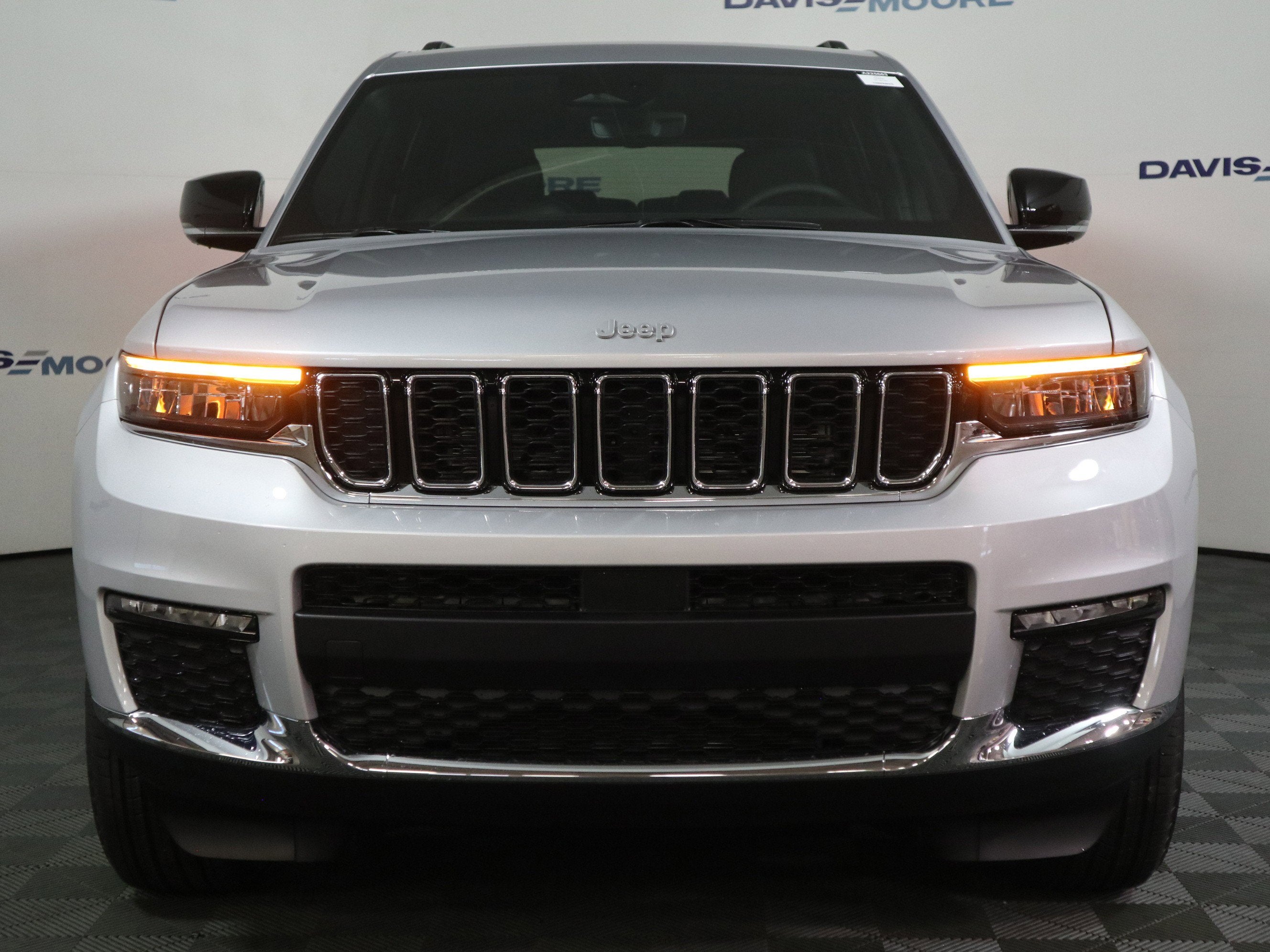 2025 Jeep Grand Cherokee L Limited 4x4