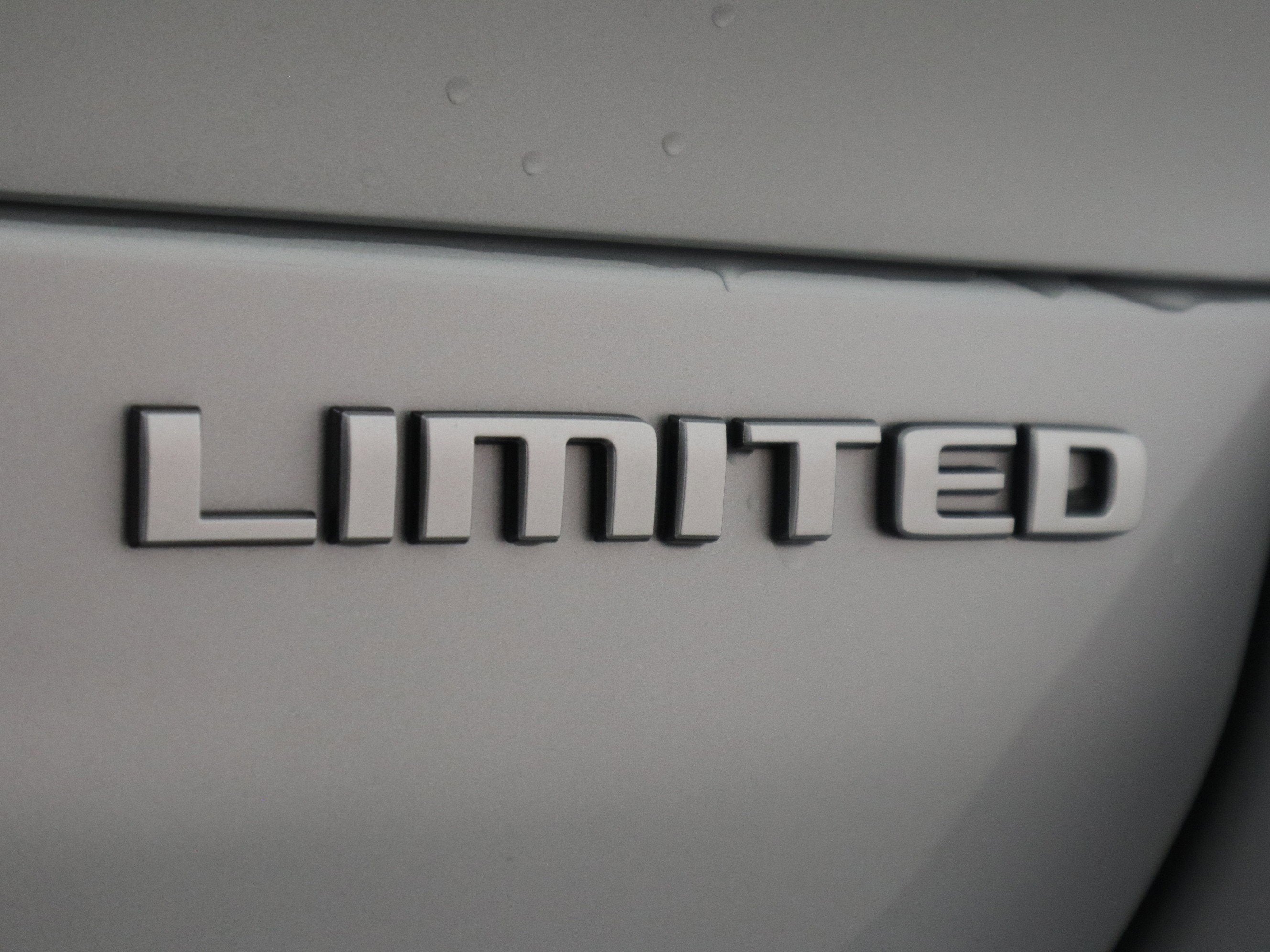 2025 Jeep Grand Cherokee L Limited 4x4