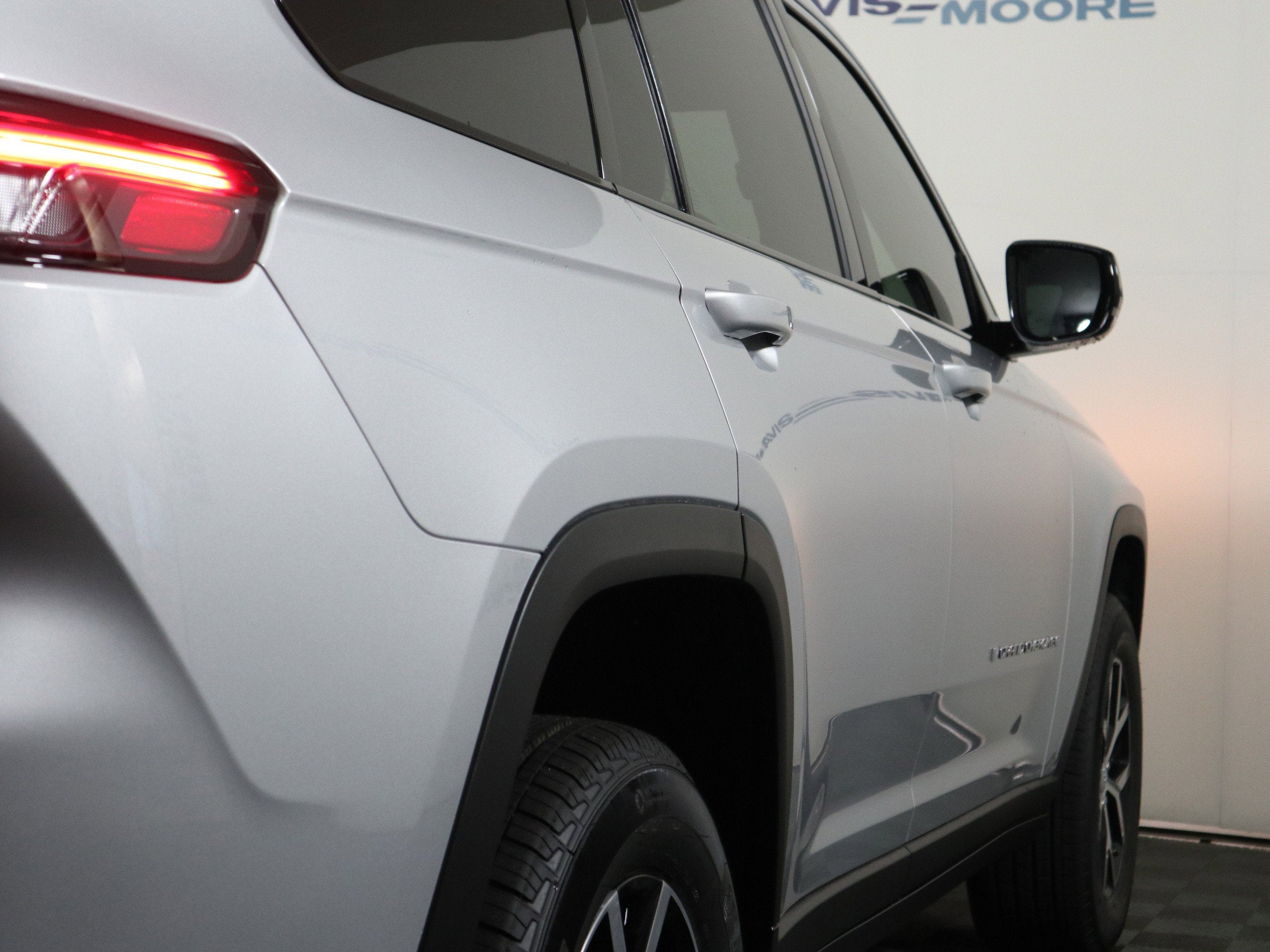 2025 Jeep Grand Cherokee L Limited 4x4