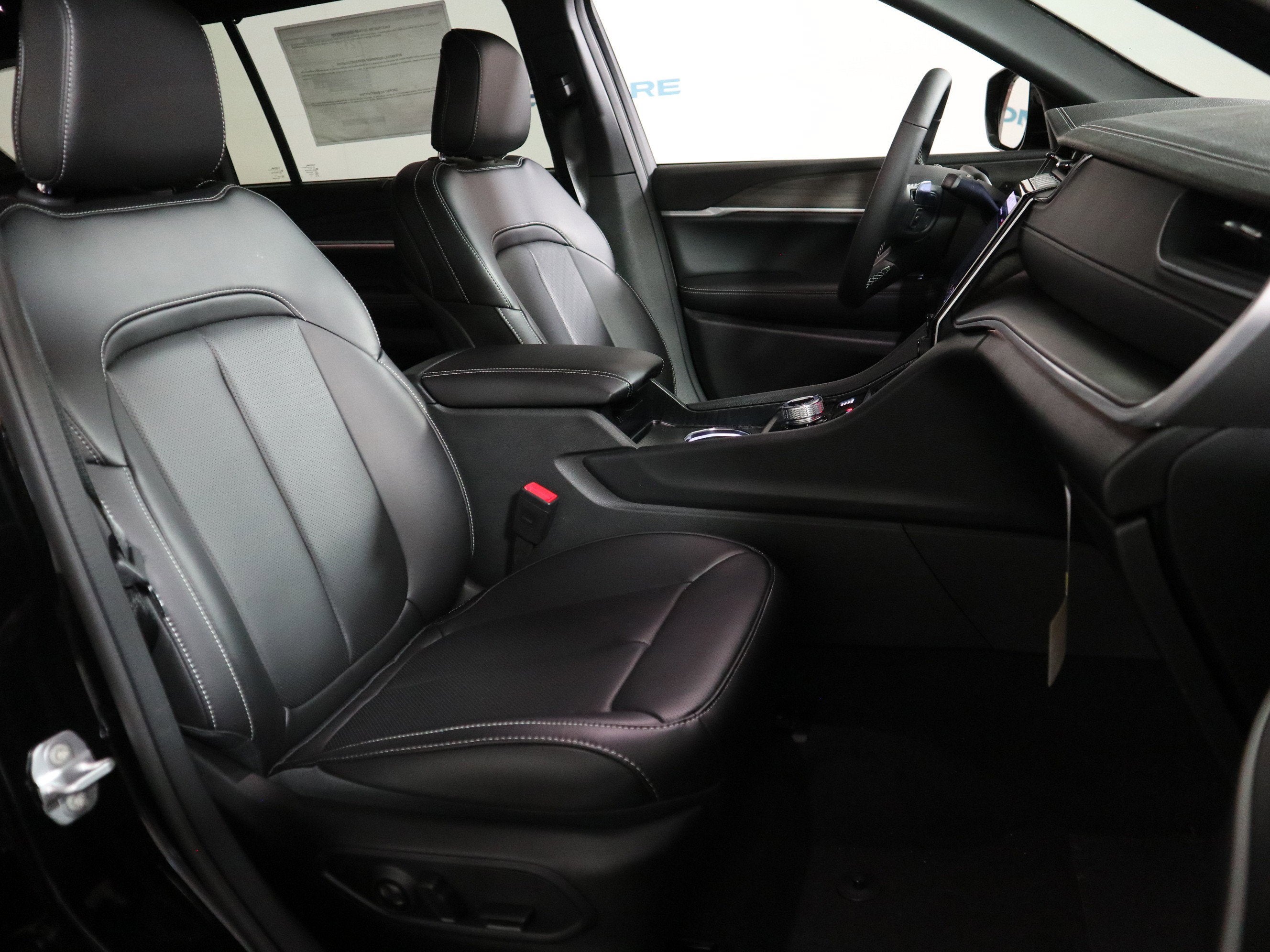 2025 Jeep Grand Cherokee L Limited 4x4