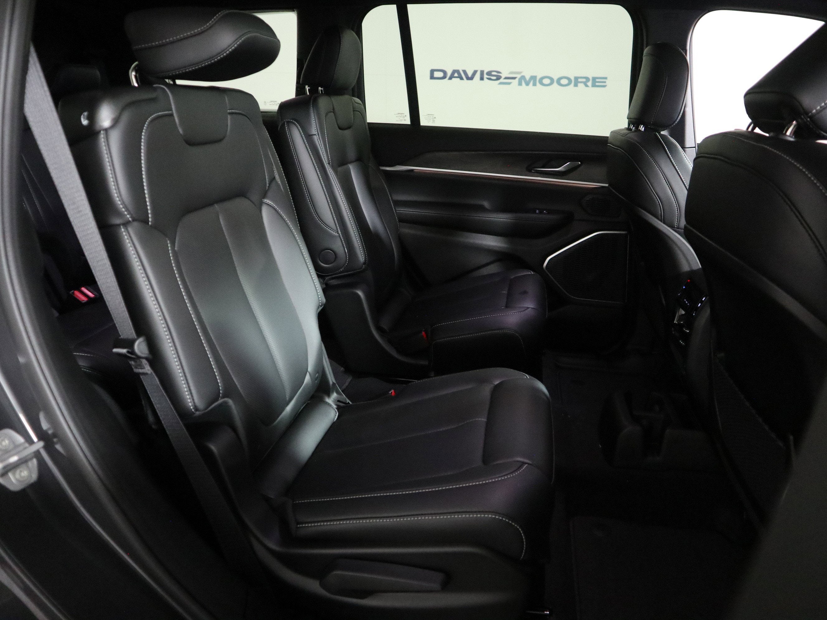 2026 Jeep Grand Cherokee L Limited 4x4