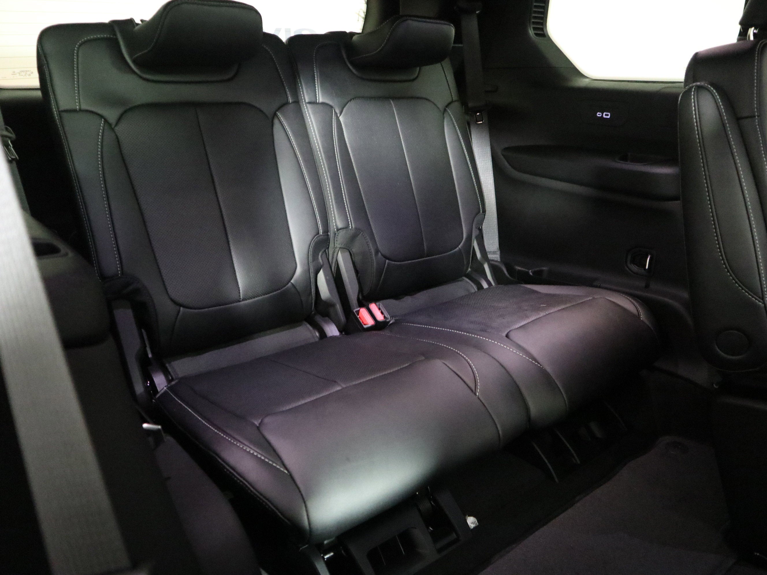 2026 Jeep Grand Cherokee L Limited Reserve 4x4