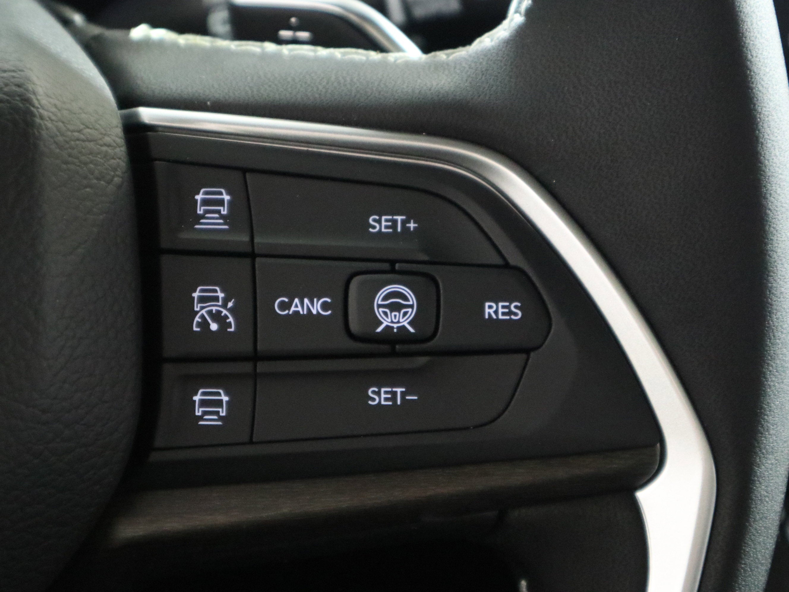 2026 Jeep Grand Cherokee L Limited Reserve 4x4