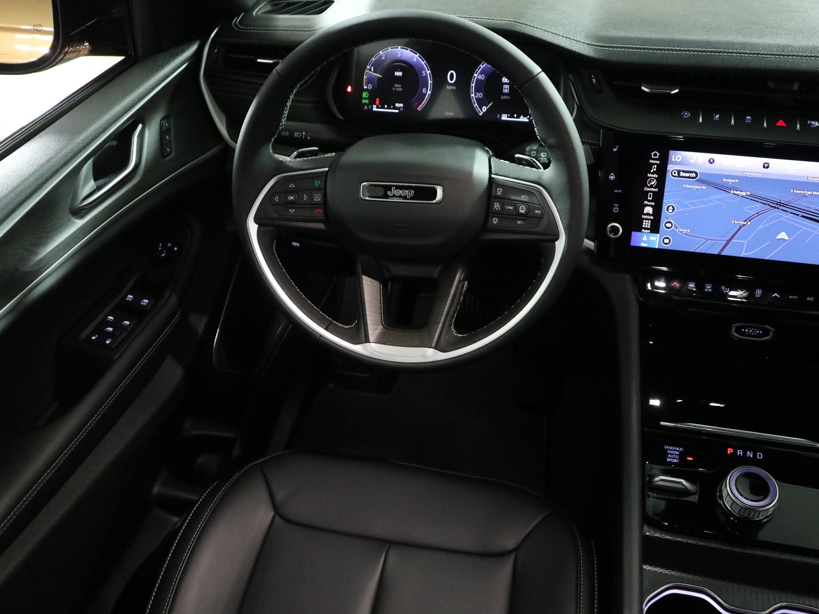 2026 Jeep Grand Cherokee L Limited 4x4
