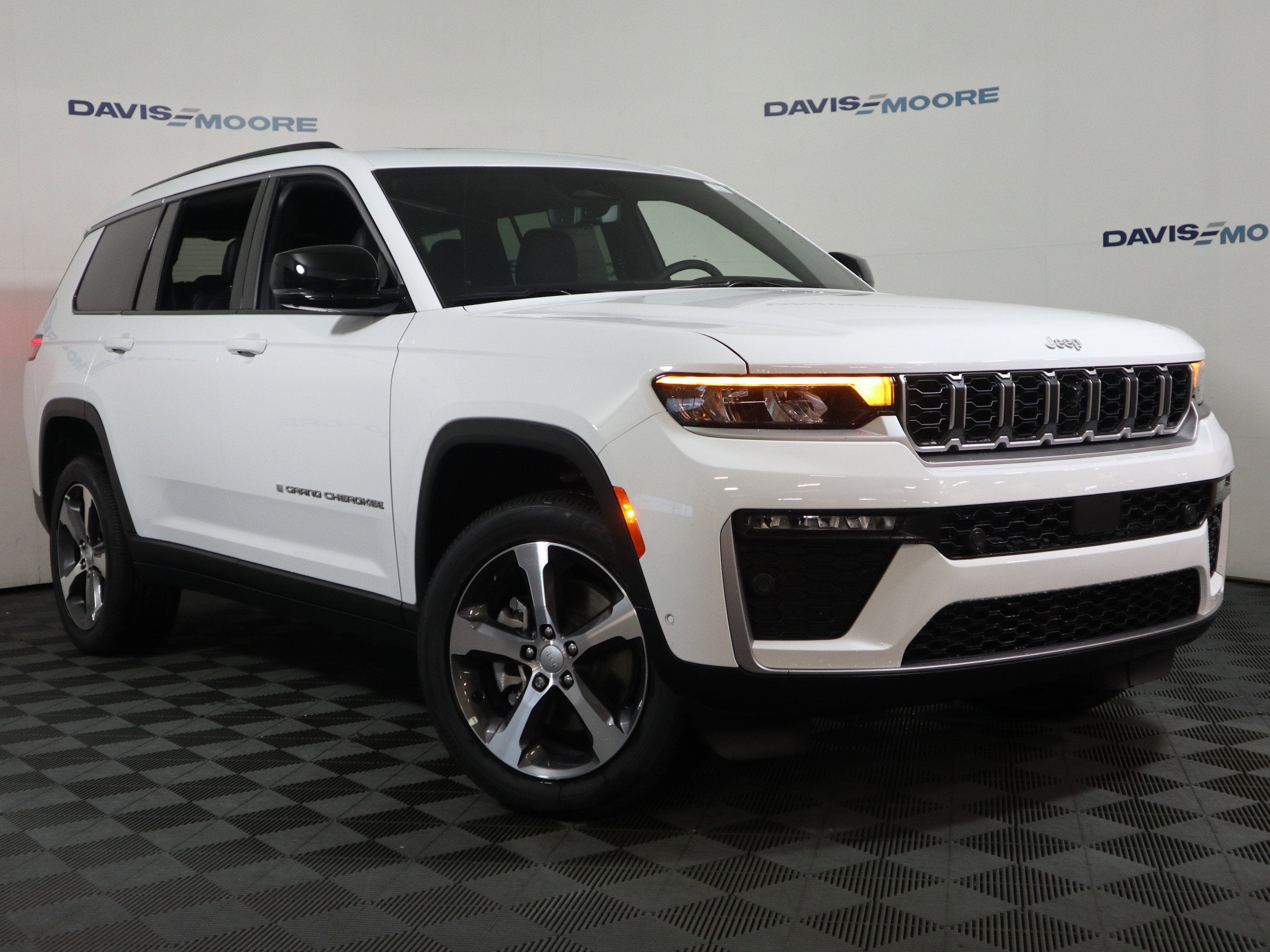 2026 Jeep Grand Cherokee L Limited 4x4