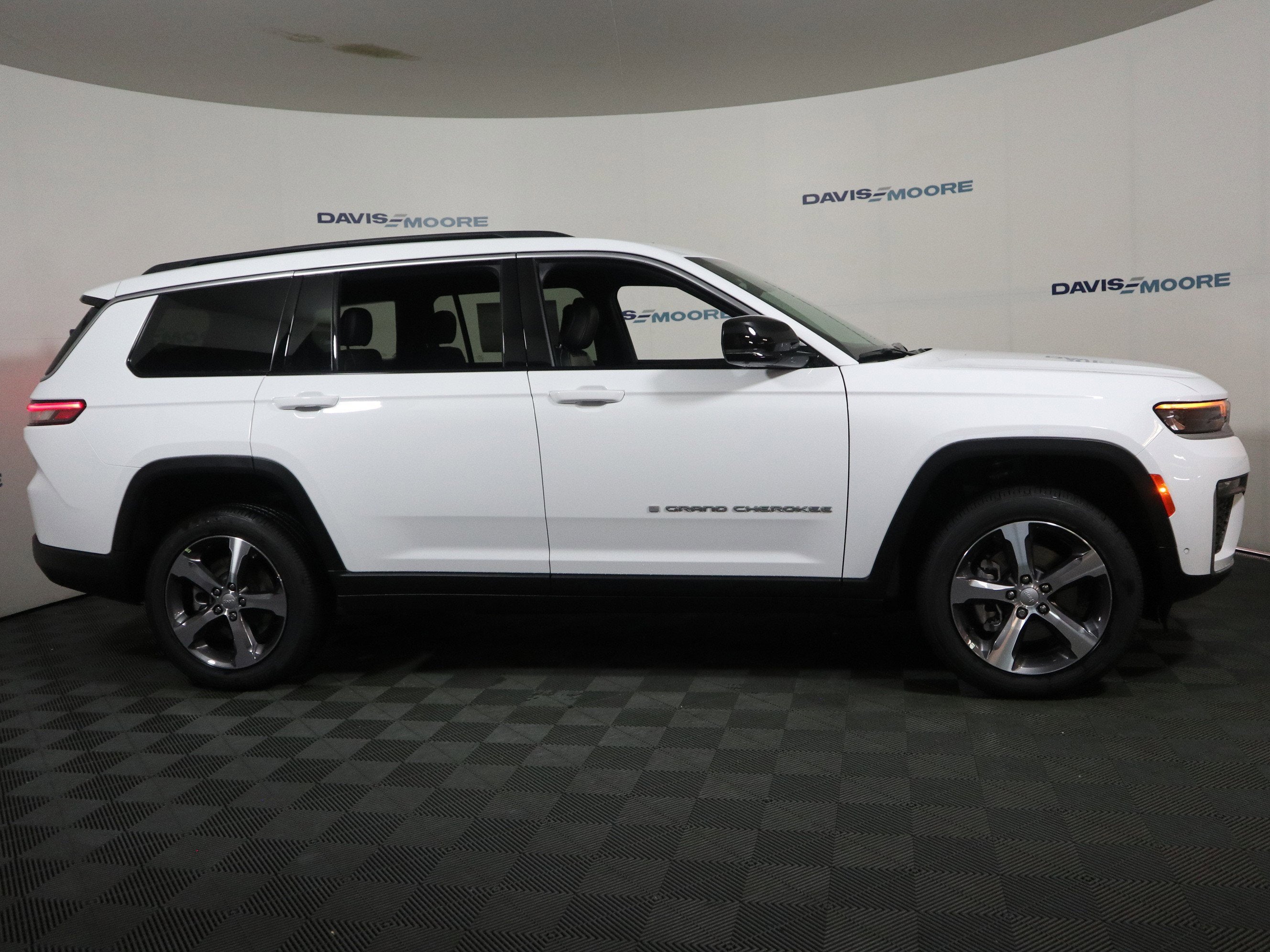 2026 Jeep Grand Cherokee L Limited 4x4