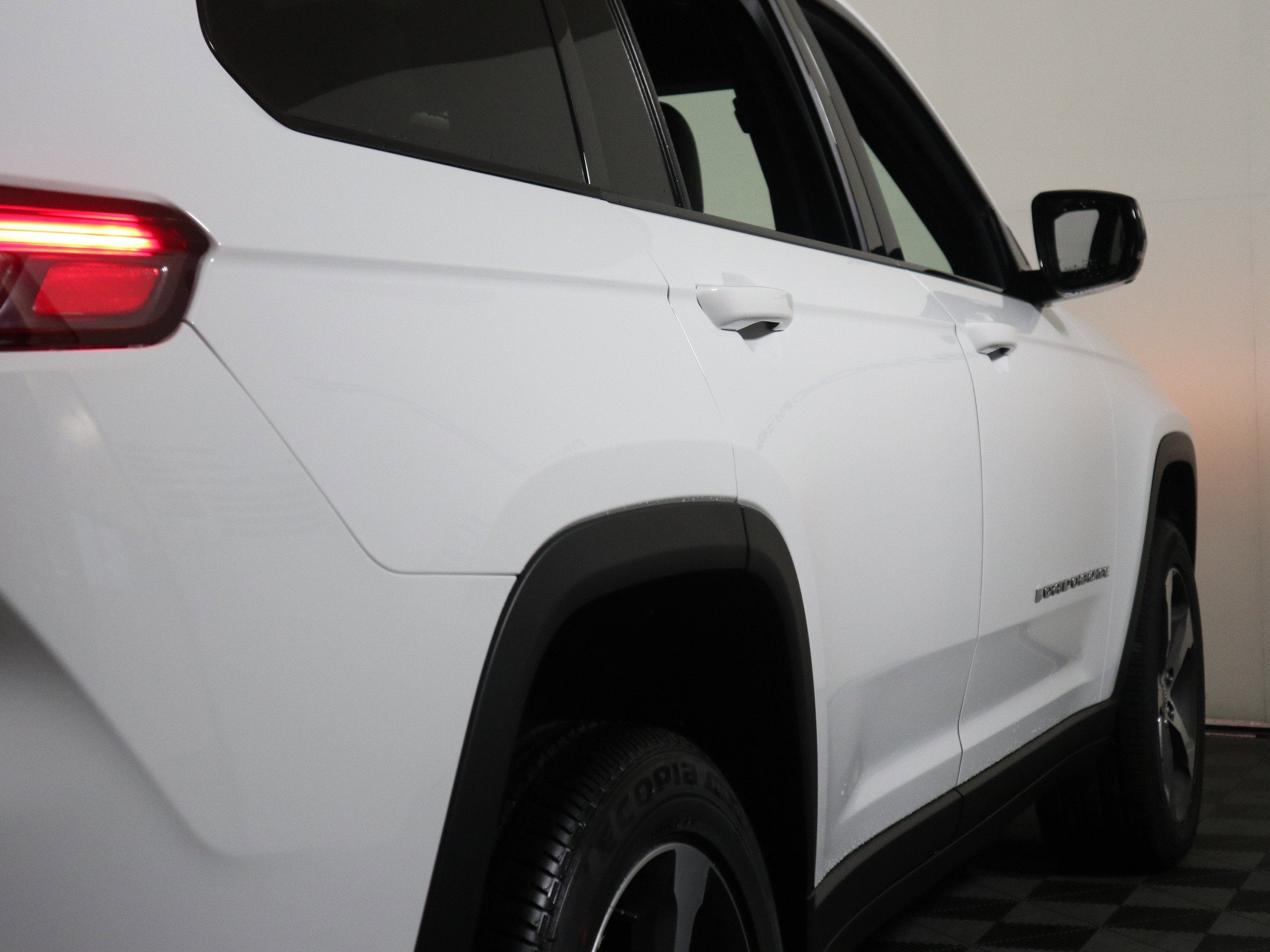 2026 Jeep Grand Cherokee L Limited 4x4