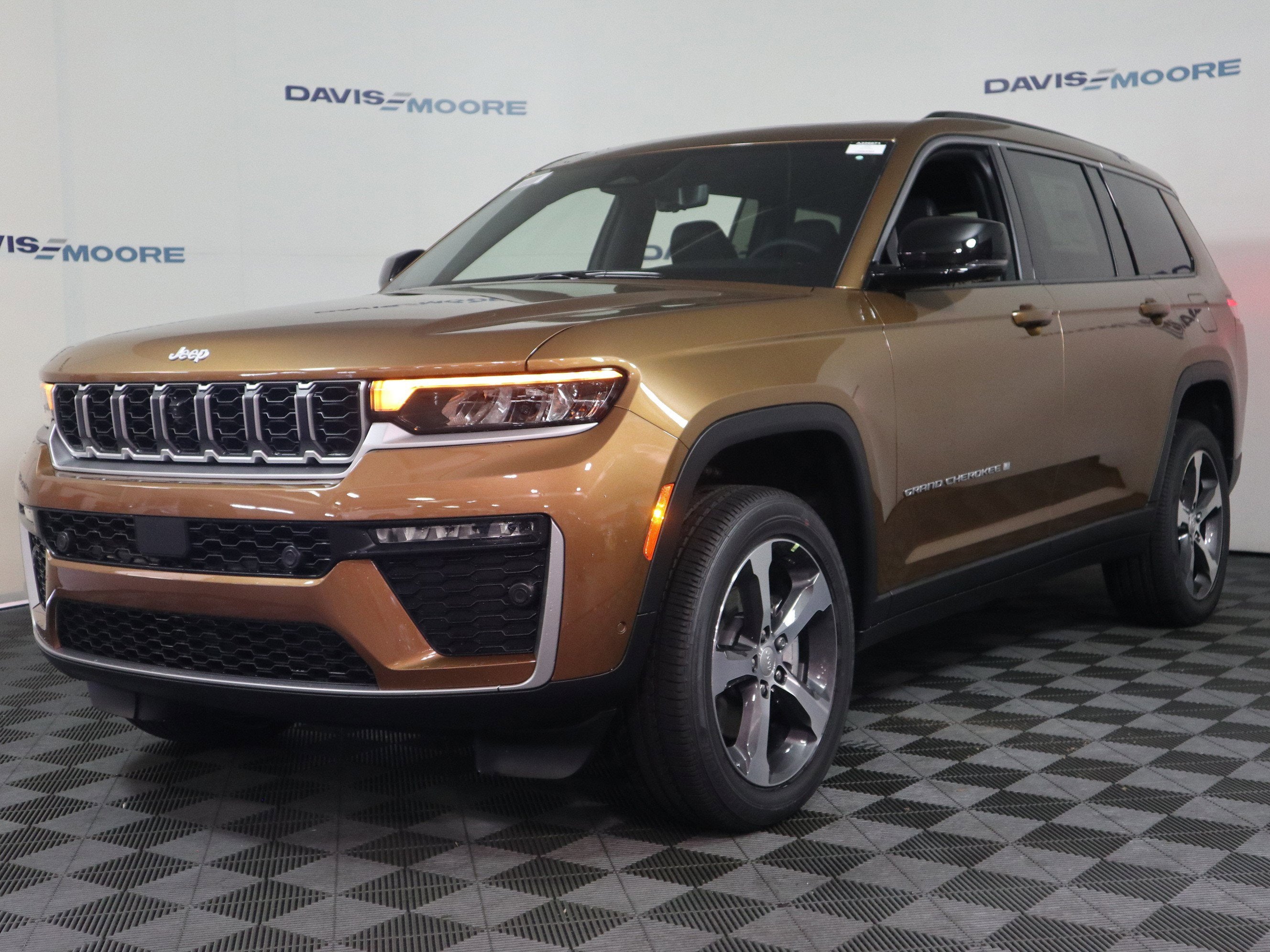 2026 Jeep Grand Cherokee L Limited 4x4