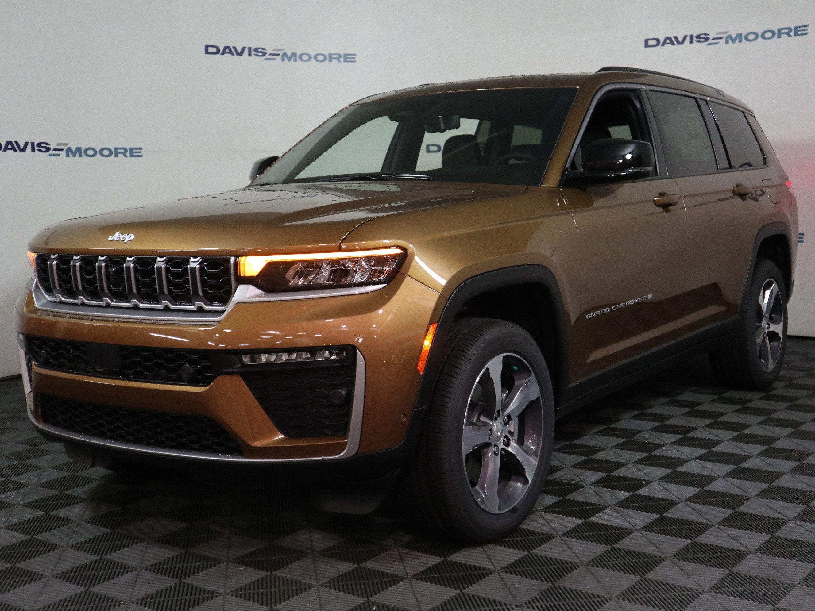 2026 Jeep Grand Cherokee L Limited 4x4