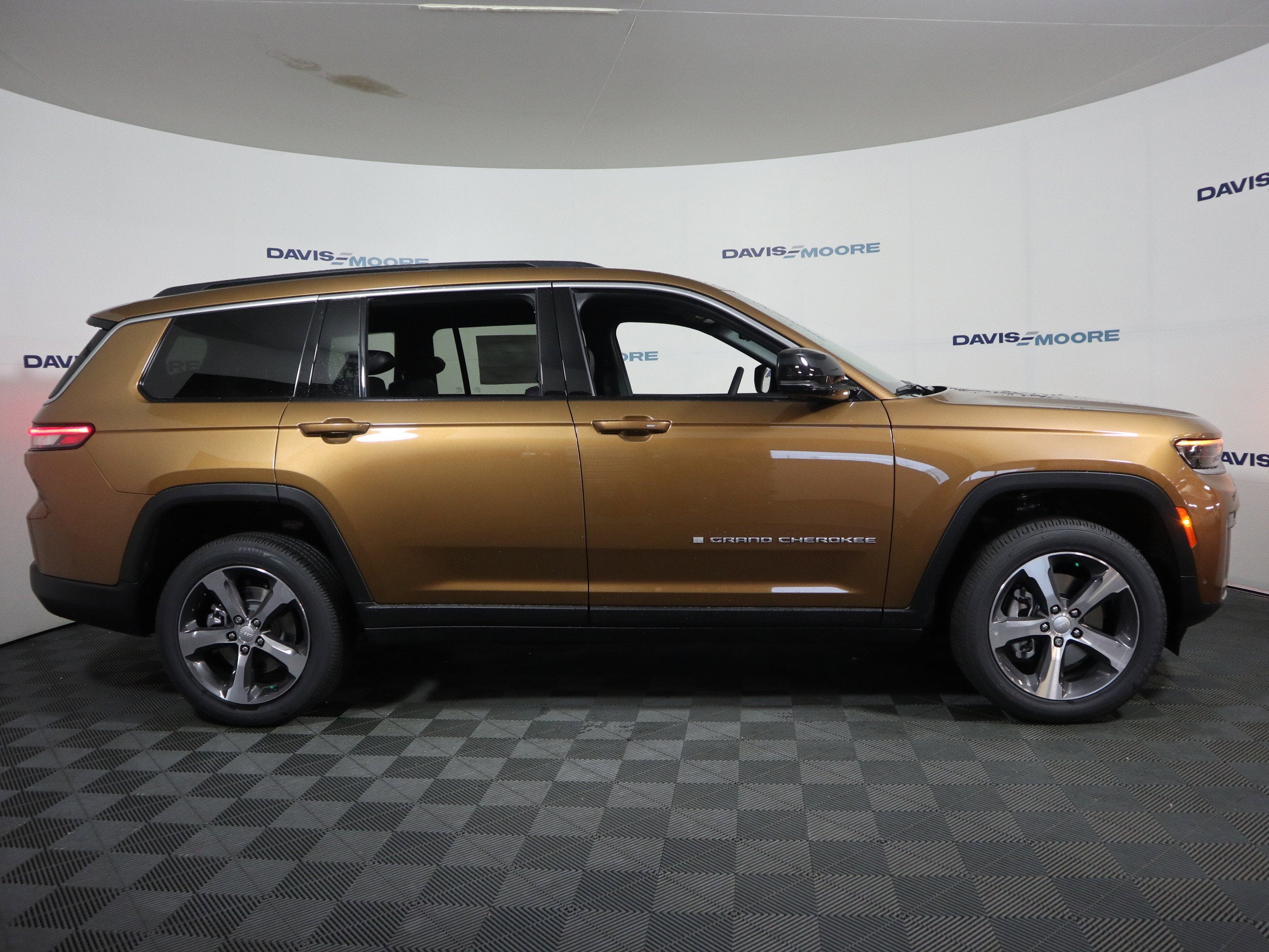 2026 Jeep Grand Cherokee L Limited 4x4