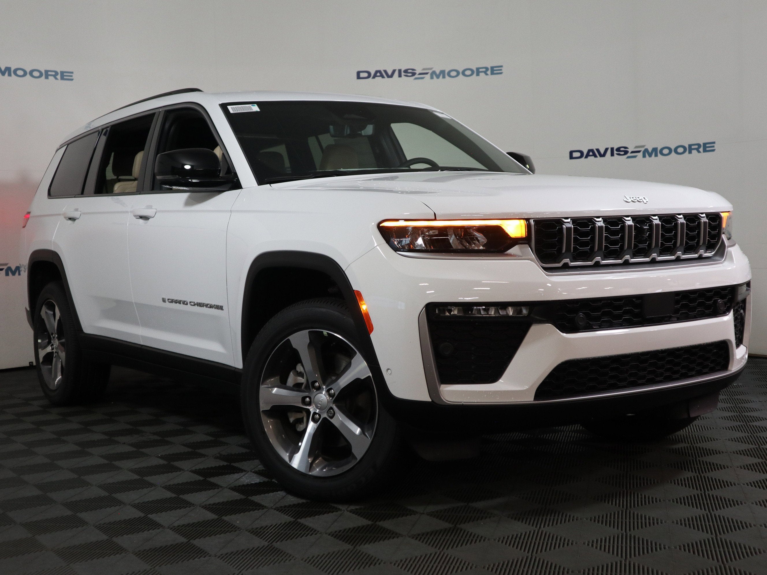 2026 Jeep Grand Cherokee L Limited 4x4