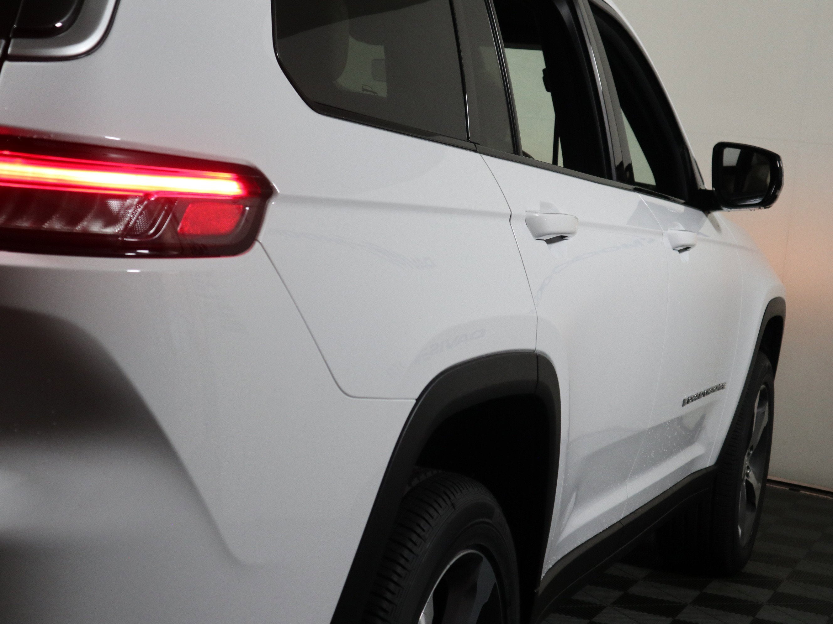 2026 Jeep Grand Cherokee L Limited 4x4